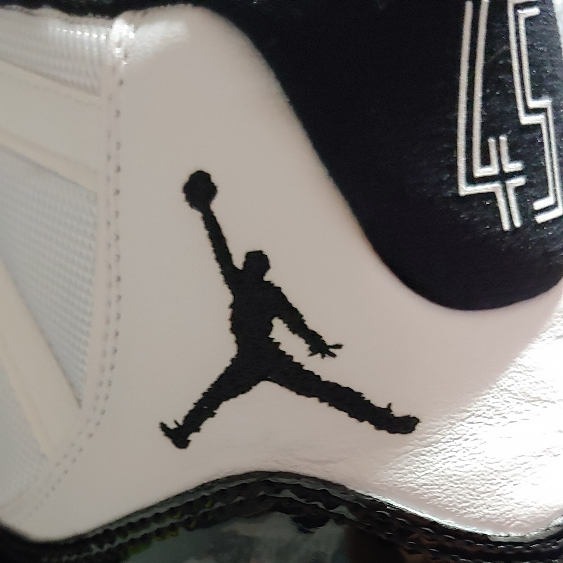 Jordan 11 Retro Concord 2018 착용 스타일 - 2