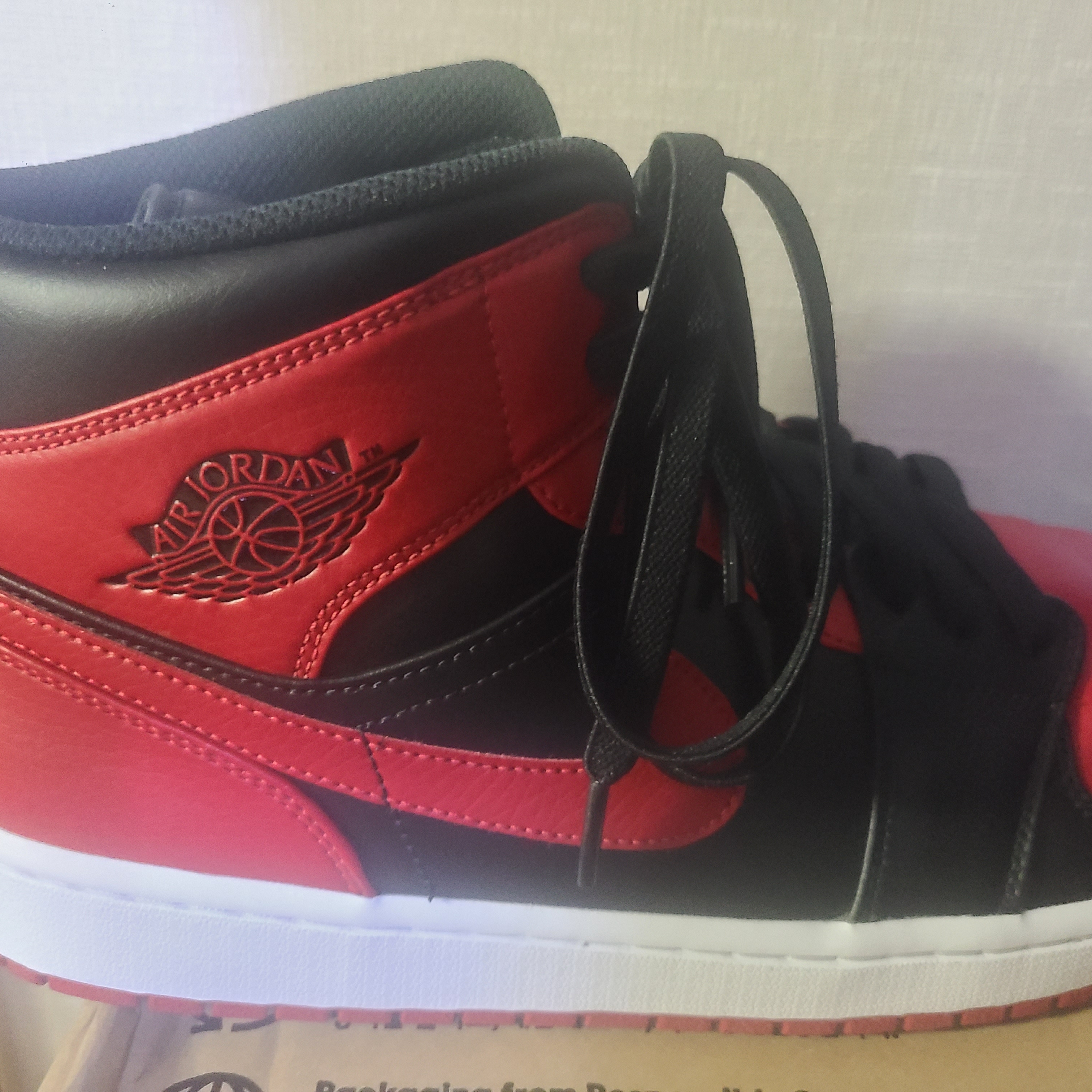 Jordan 1 Mid Bred Banned 2020 착용 스타일