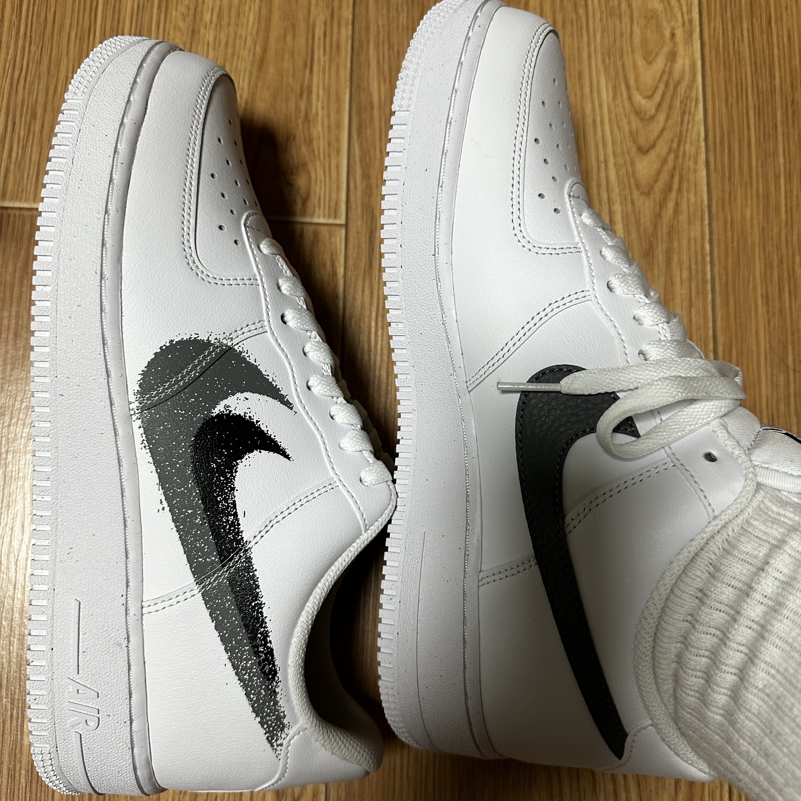 Nike Air Force 1 '07 Low White Cool Grey 착용 스타일 - 1