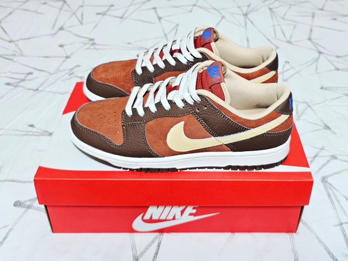 Nike Dunk Low Retro PRM Mars Stone 착용 스타일 - 2
