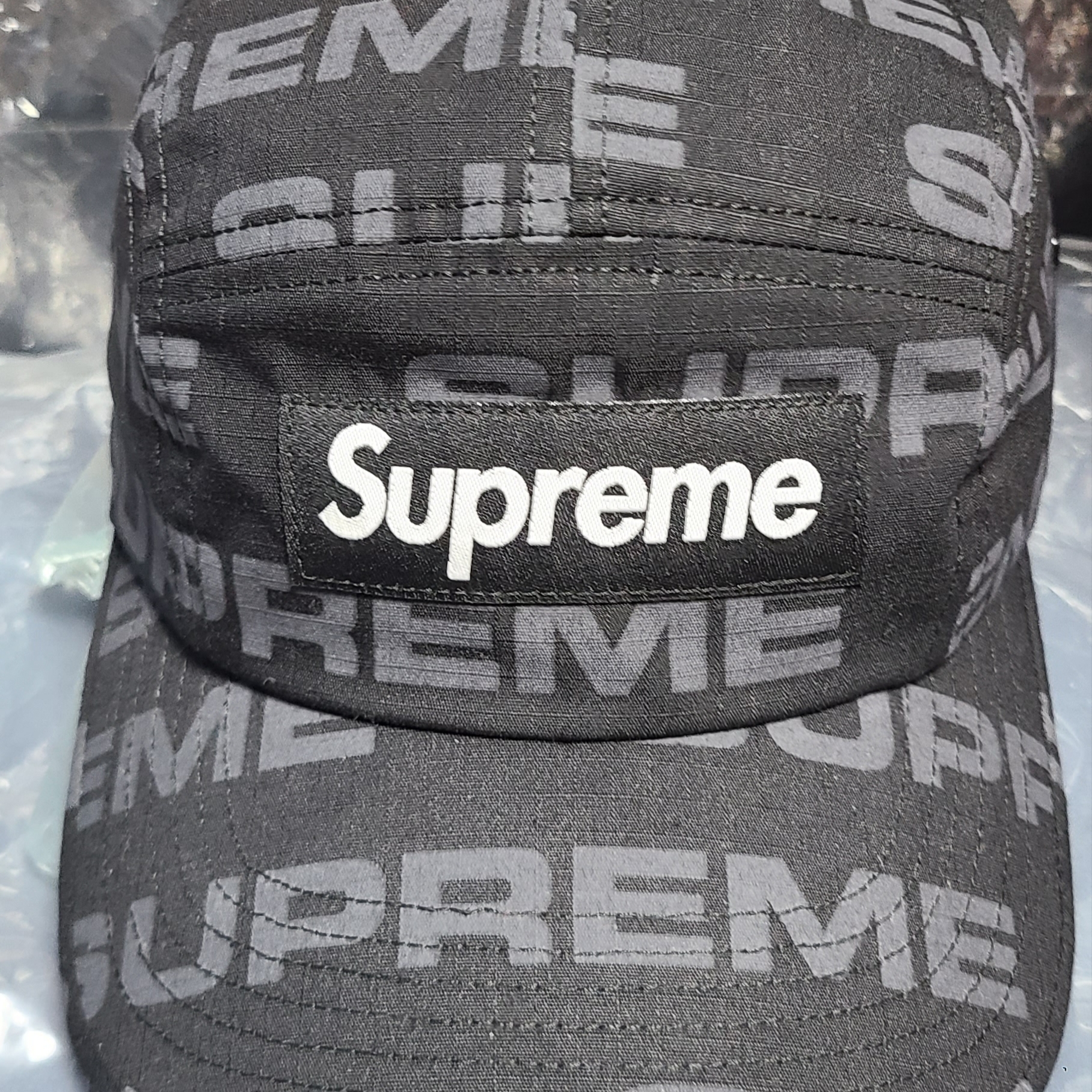 Supreme Reactive Print Camp Cap Black - 20FW 착용 스타일