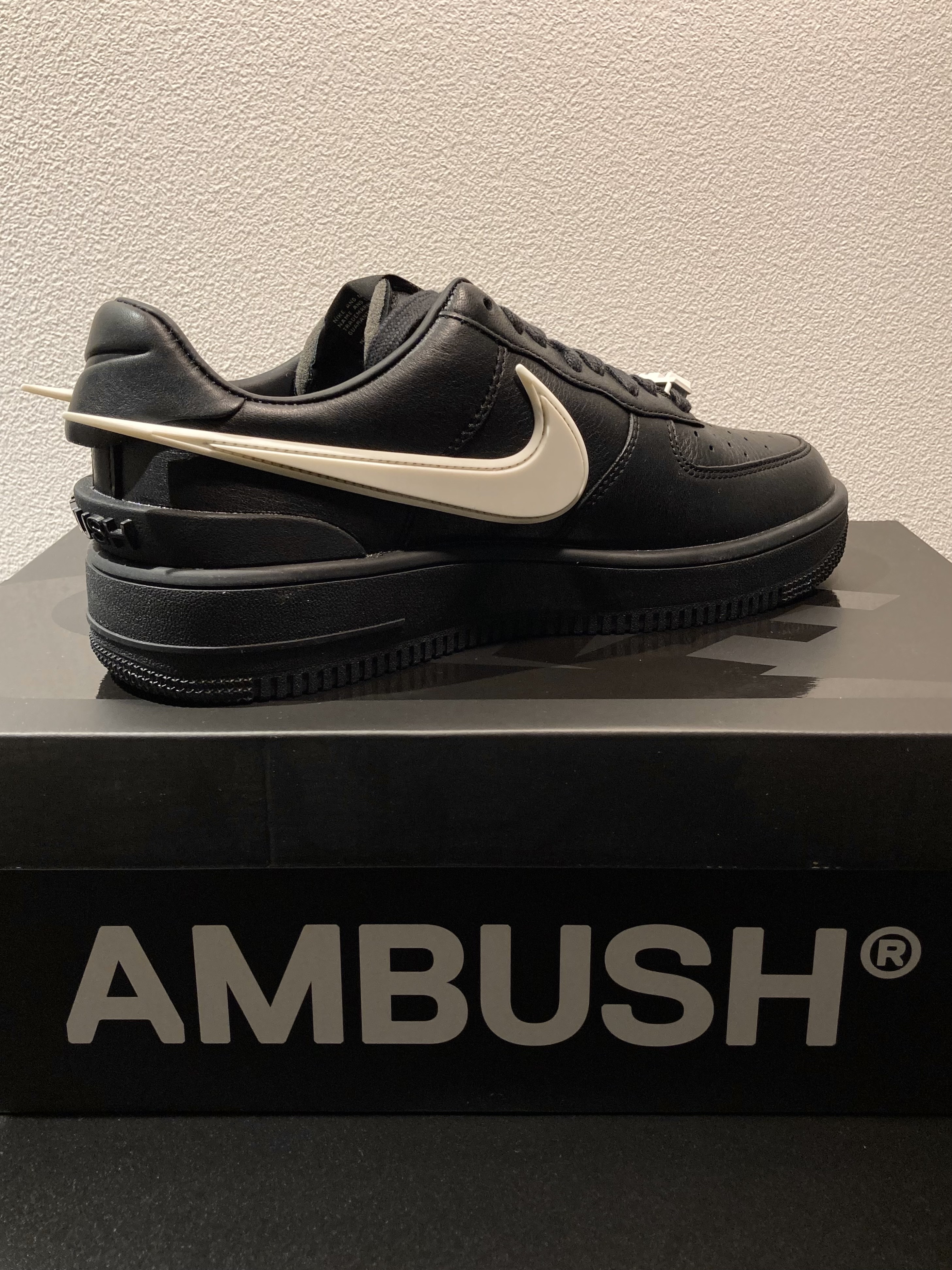 Nike x Ambush Air Force 1 Low SP Black 착용 스타일 - 5