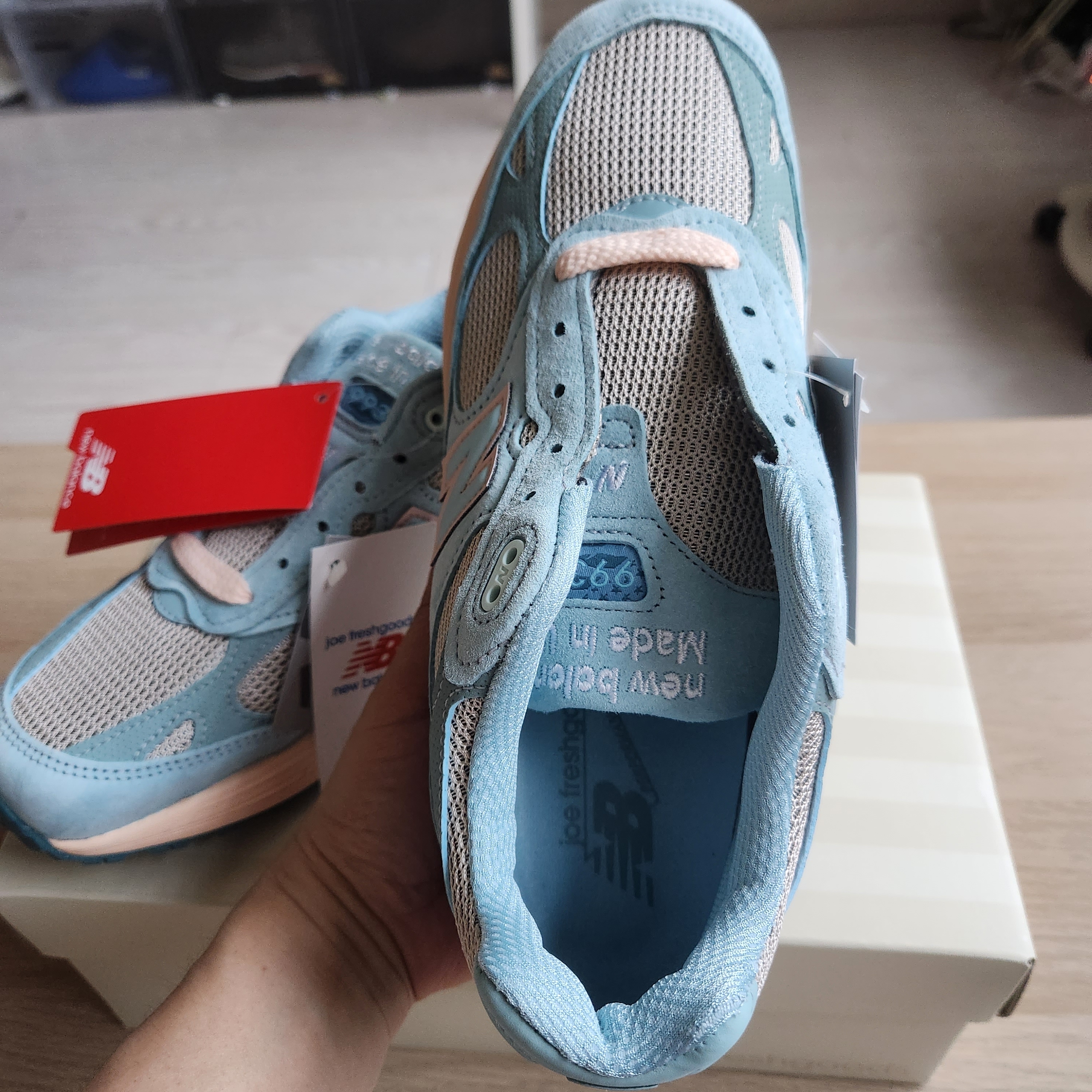 New Balance x Joe Freshgoods 993 Made in USA Arctic Blue 착용 스타일 - 2
