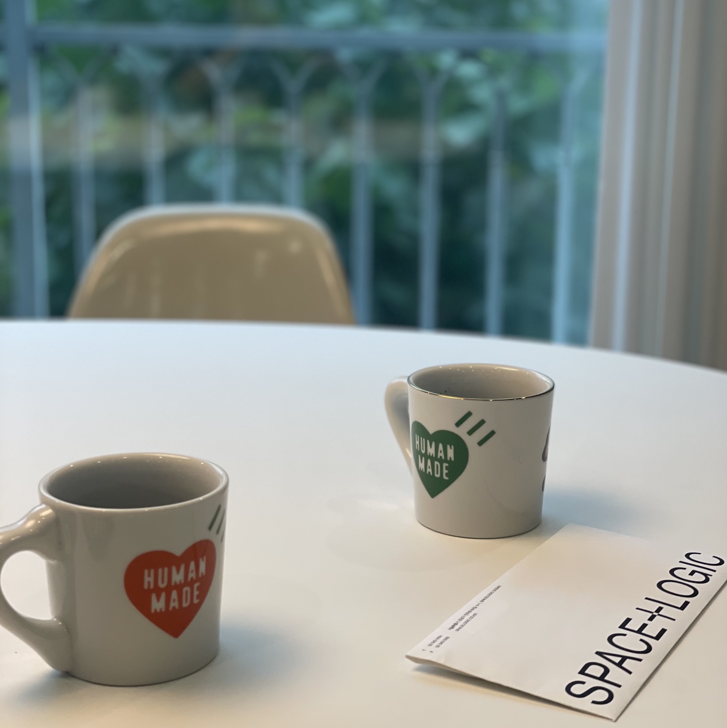 Human Made Brown Bear Coffee Mug White, Human Made Rabbit Mug White 착용 스타일 - 2