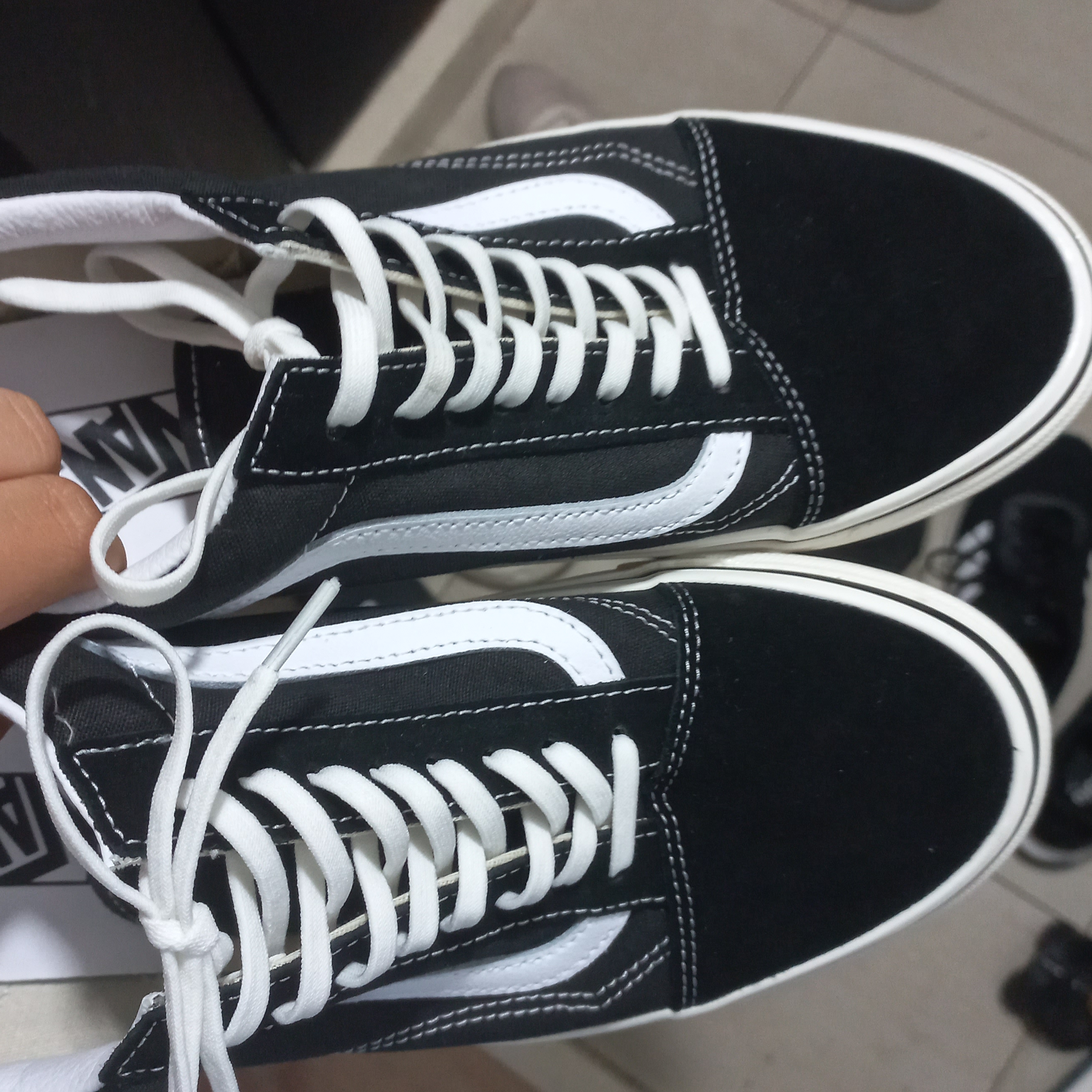 Vans Old Skool 36 DX Anaheim Factory Black White 착용 스타일