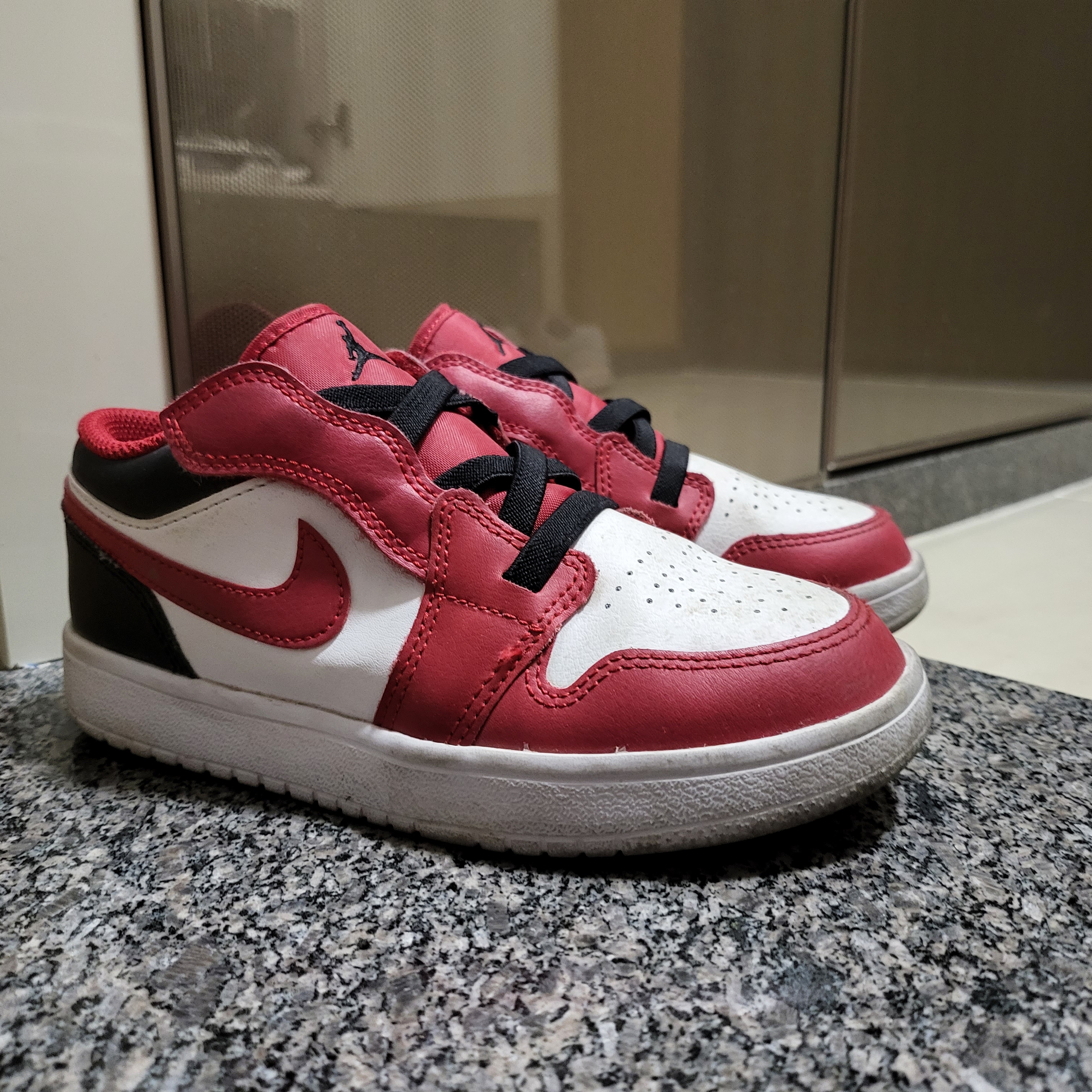 (PS) Jordan 1 Low Alt White Gym Red Black 착용 스타일