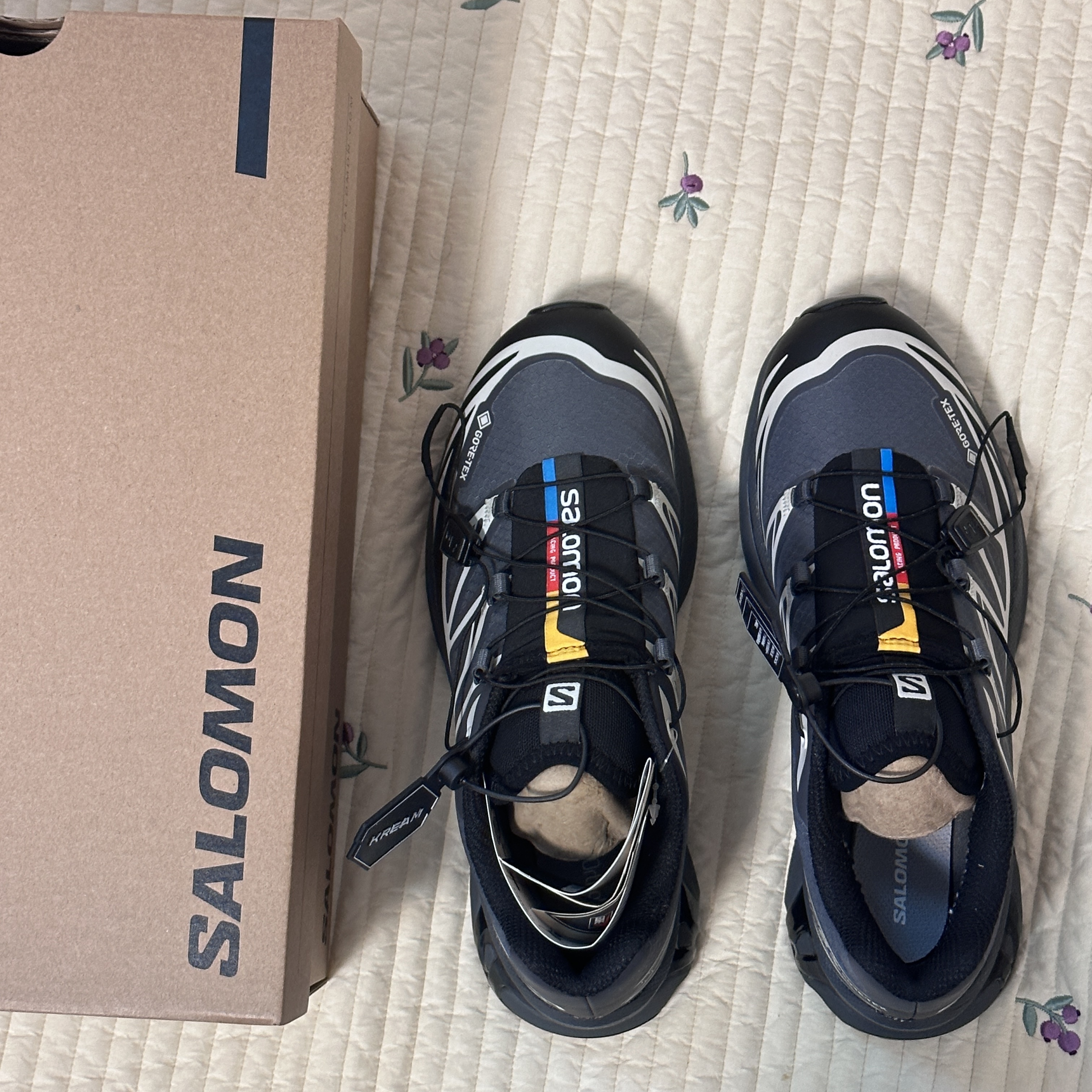 Salomon XT-6 Gore-Tex Black Ebony 착용 스타일