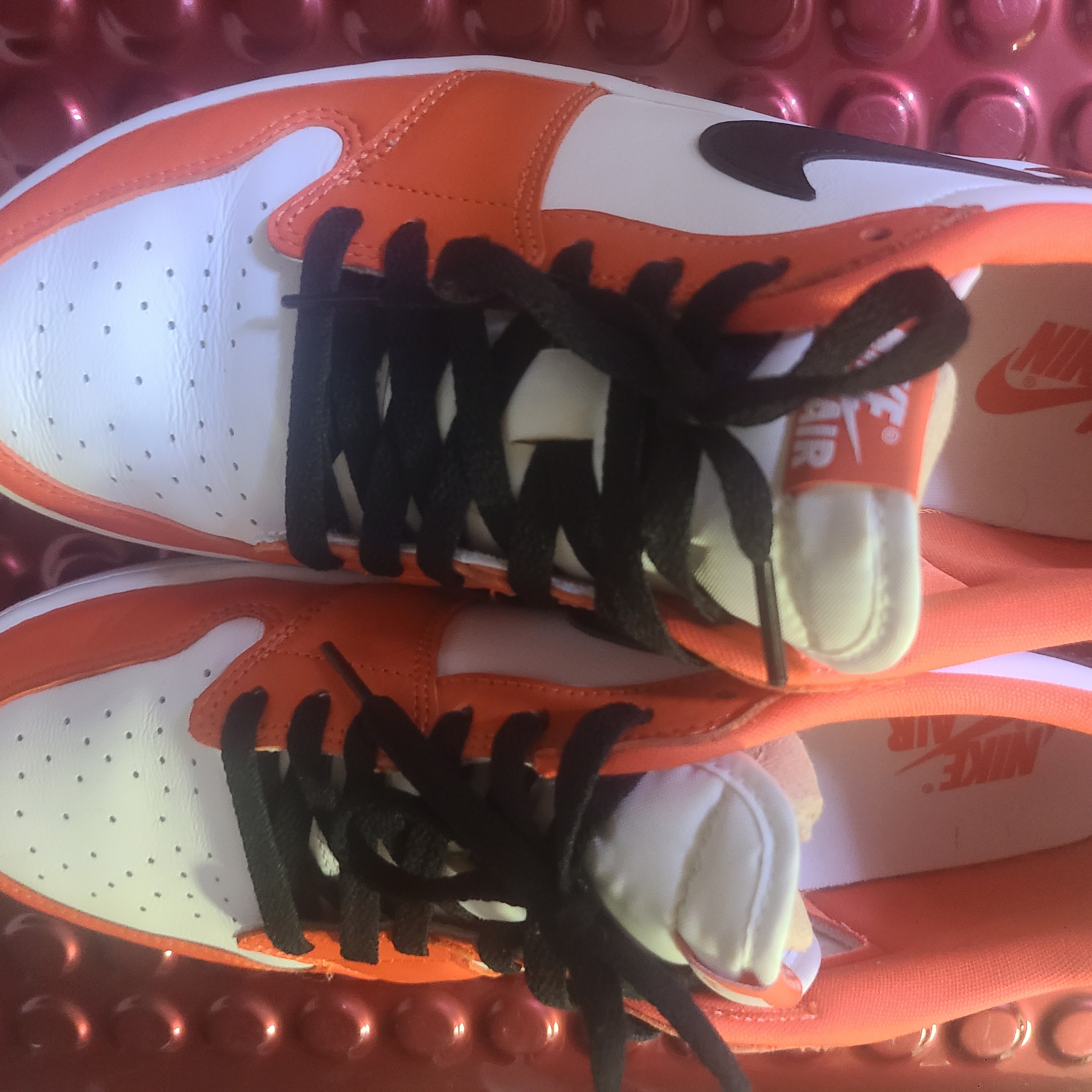 Jordan 1 Low OG Starfish 착용 스타일