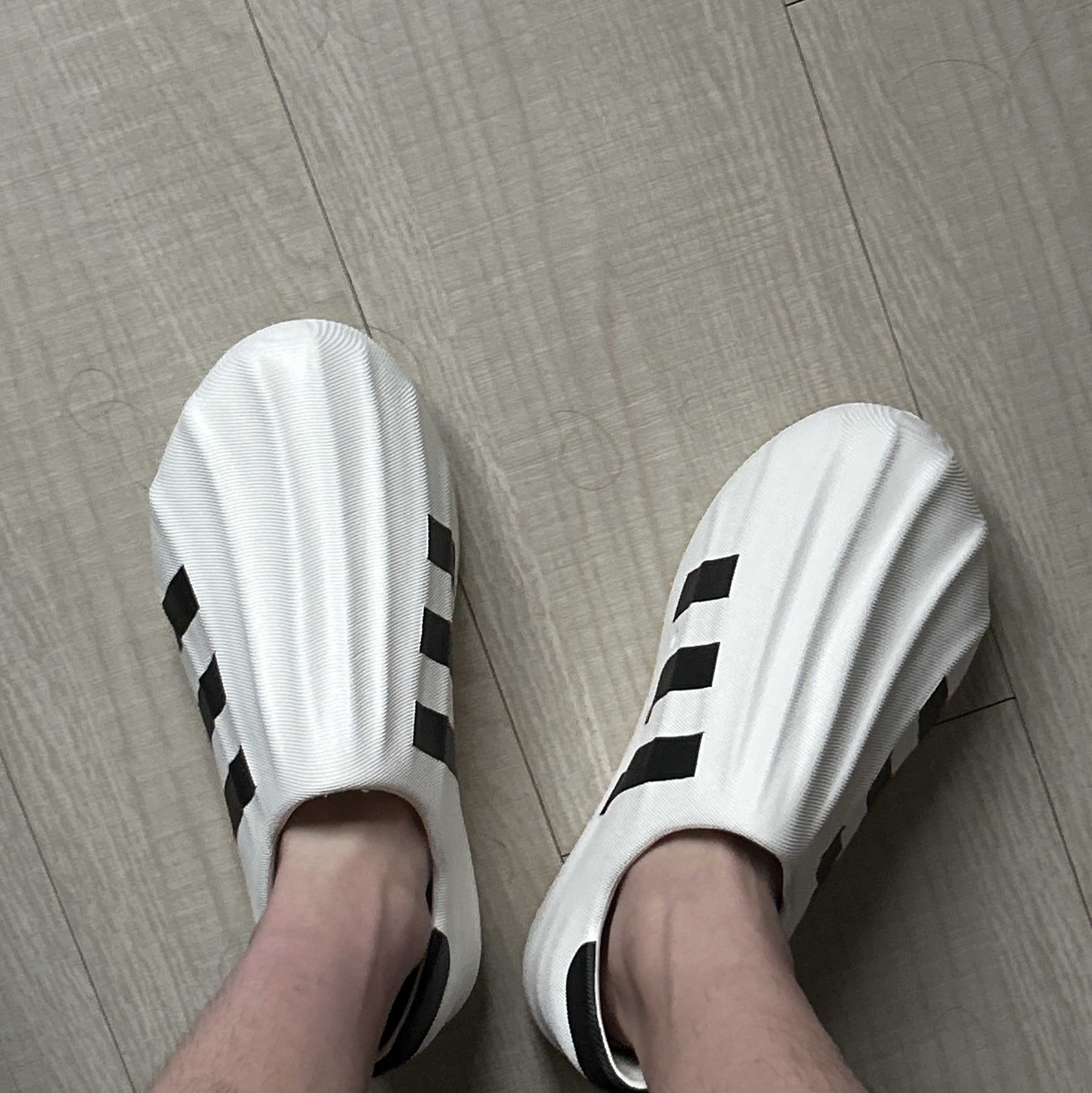 Adidas Adifom Superstar Core White 착용 스타일 - 3
