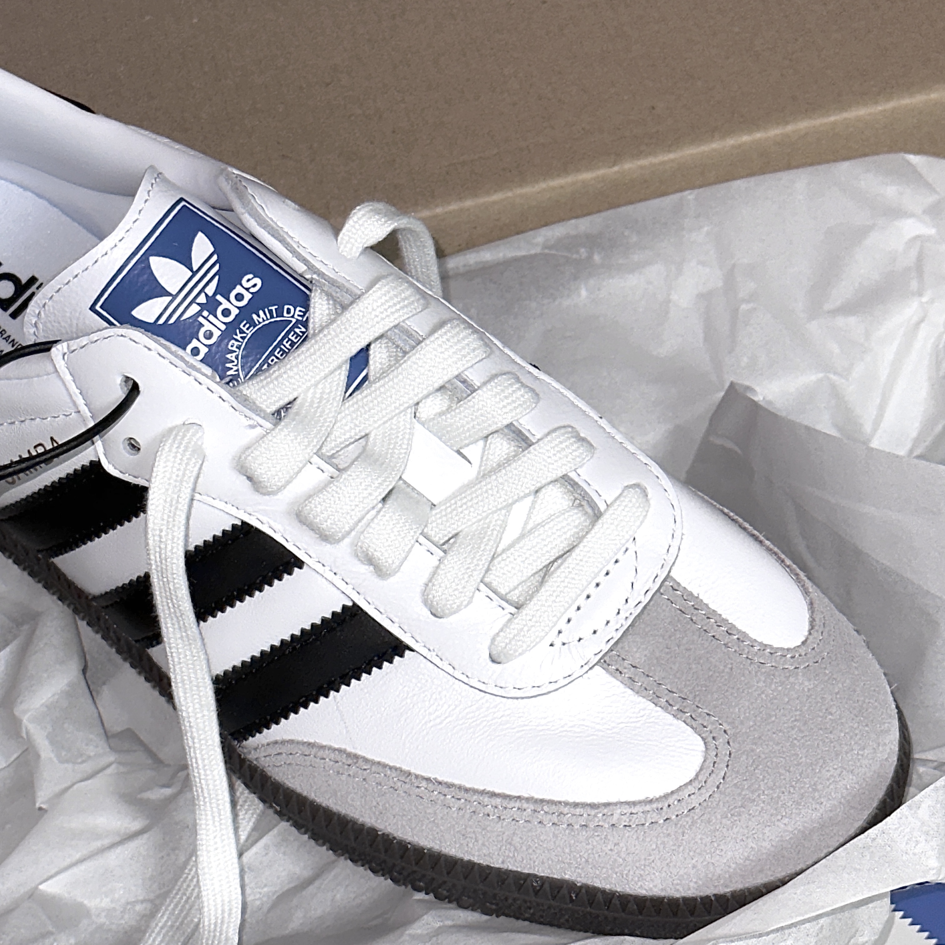 Adidas Samba OG Cloud White 착용 스타일