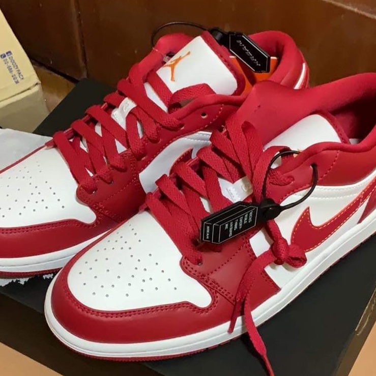 Jordan 1 Low Cardinal Red 착용 스타일