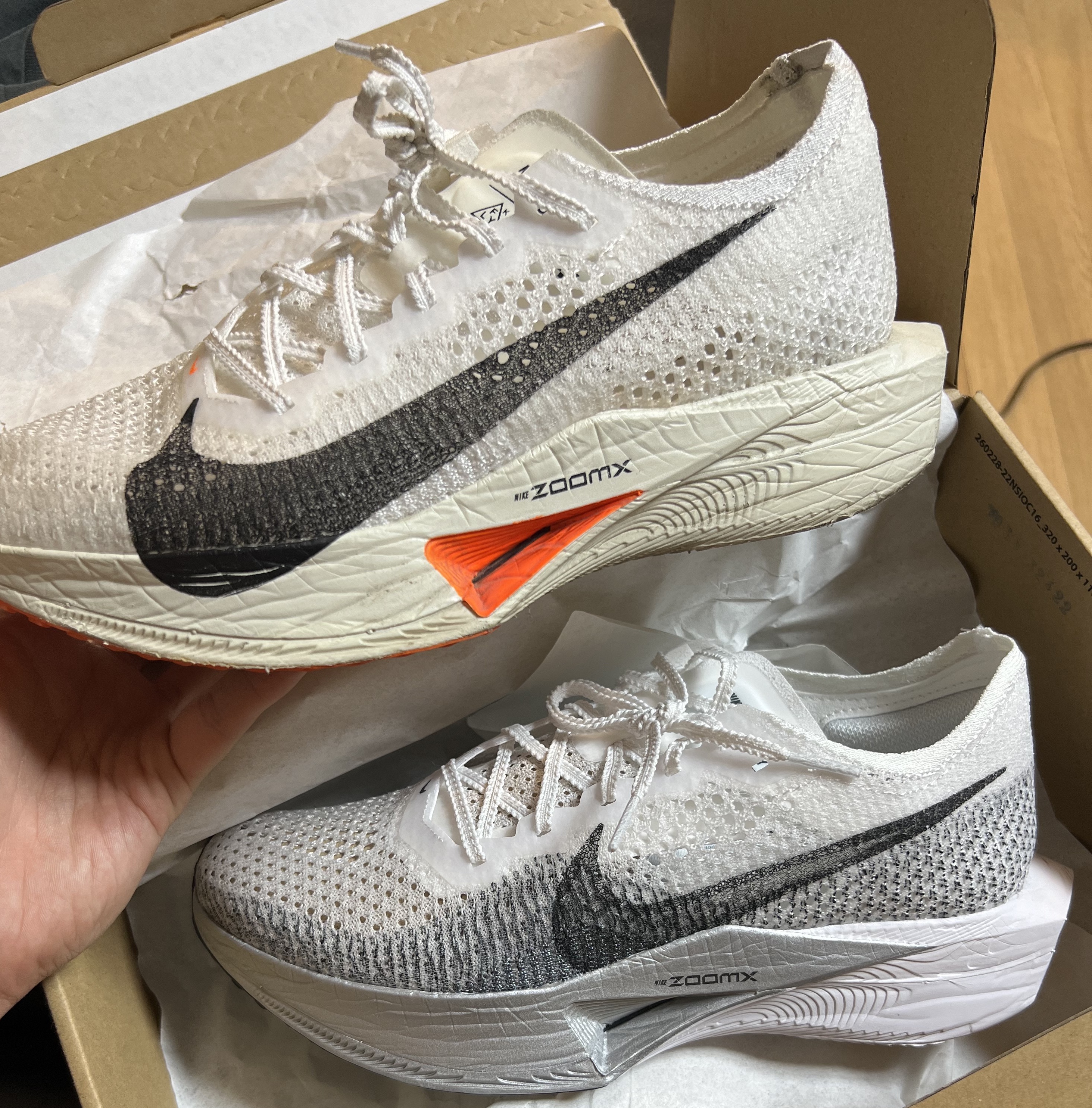 (W) Nike ZoomX Vaporfly Next% 3 Prototype White, Nike ZoomX Vaporfly Next% 3 White Grey 착용 스타일