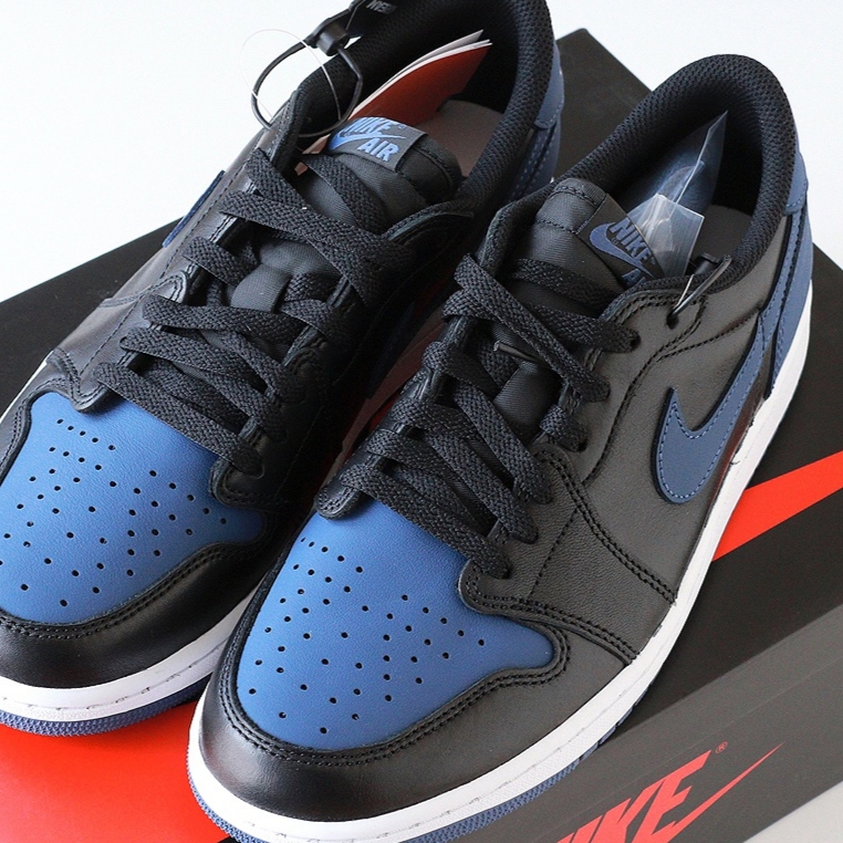Jordan 1 Retro Low OG Mystic Navy, (W) Jordan 1 Retro Low OG Mystic Navy 착용 스타일 - 1
