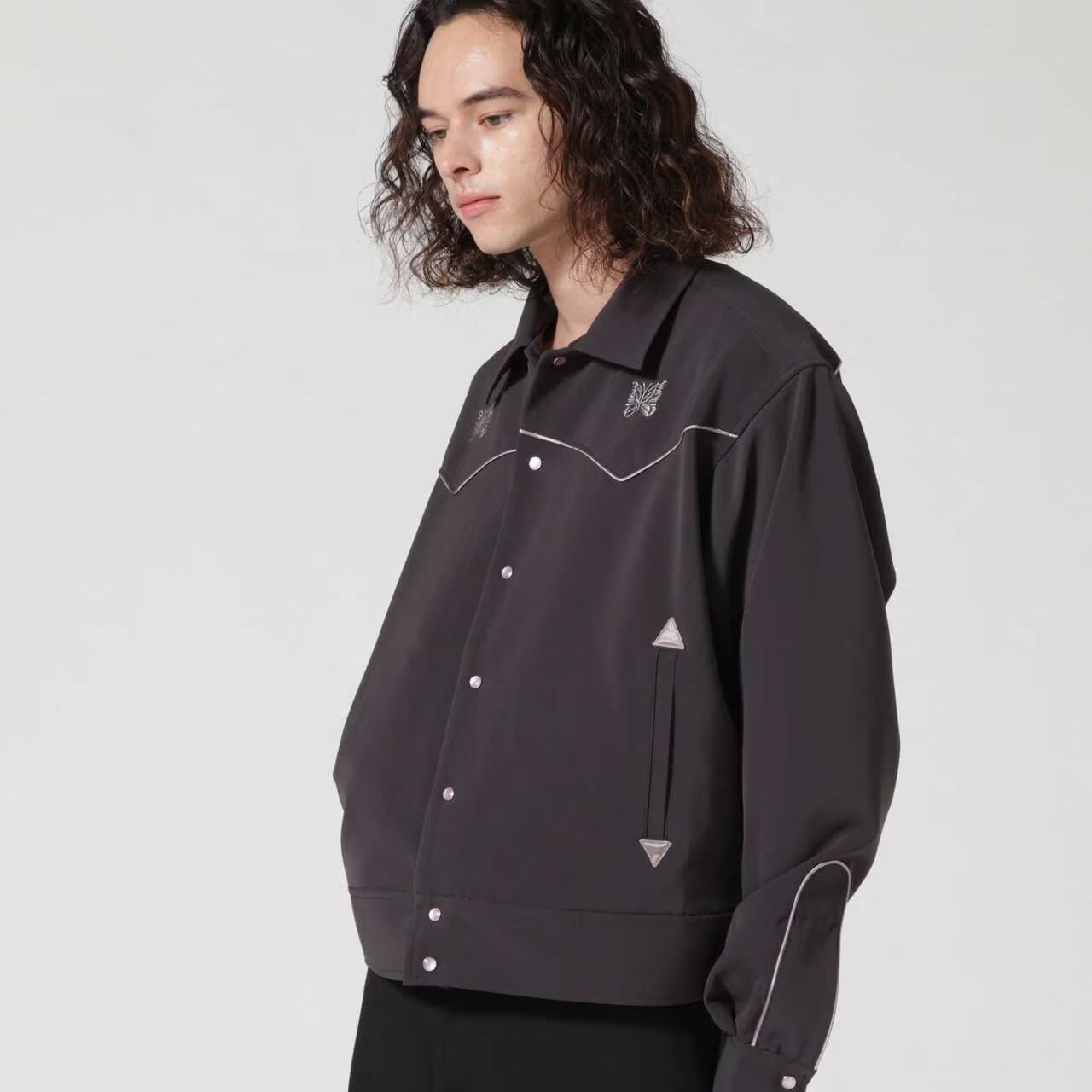 Needles Piping Cowboy Jacket Charcoal 착용 스타일 - 1
