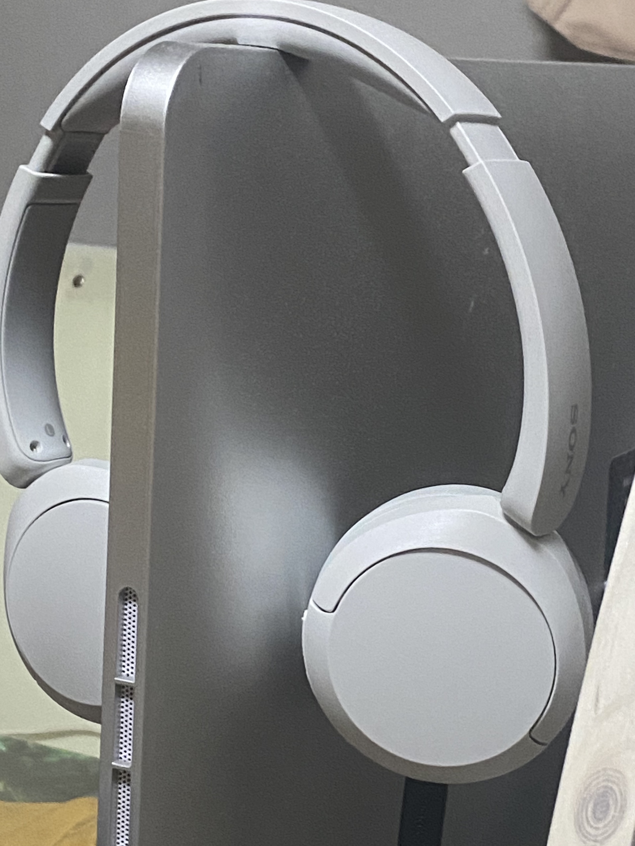 Sony WH-CH520 White (Sony Korea Ver.) 착용 스타일