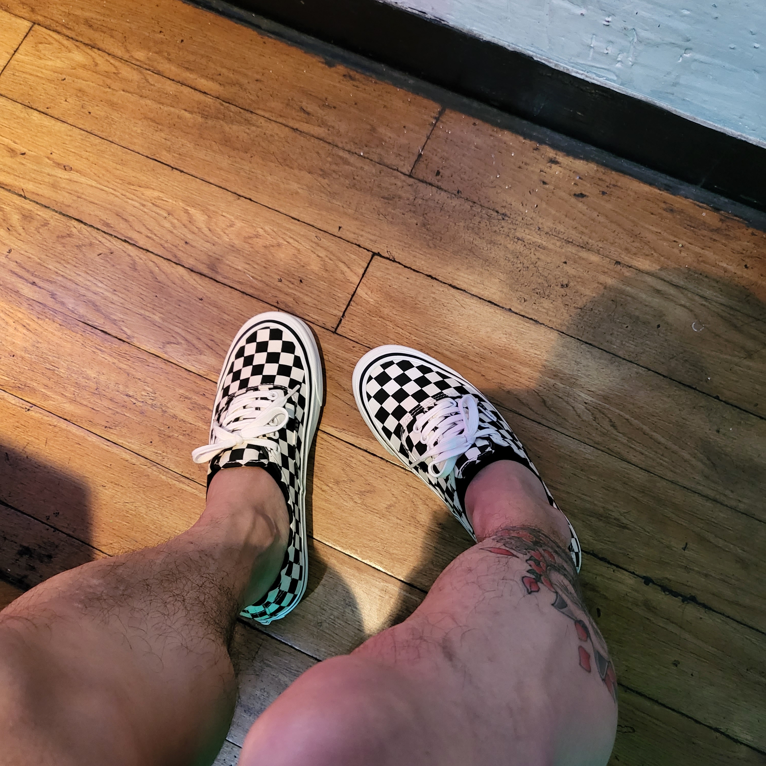 Vans Authentic 44 DX Anaheim Factory Black 착용 스타일