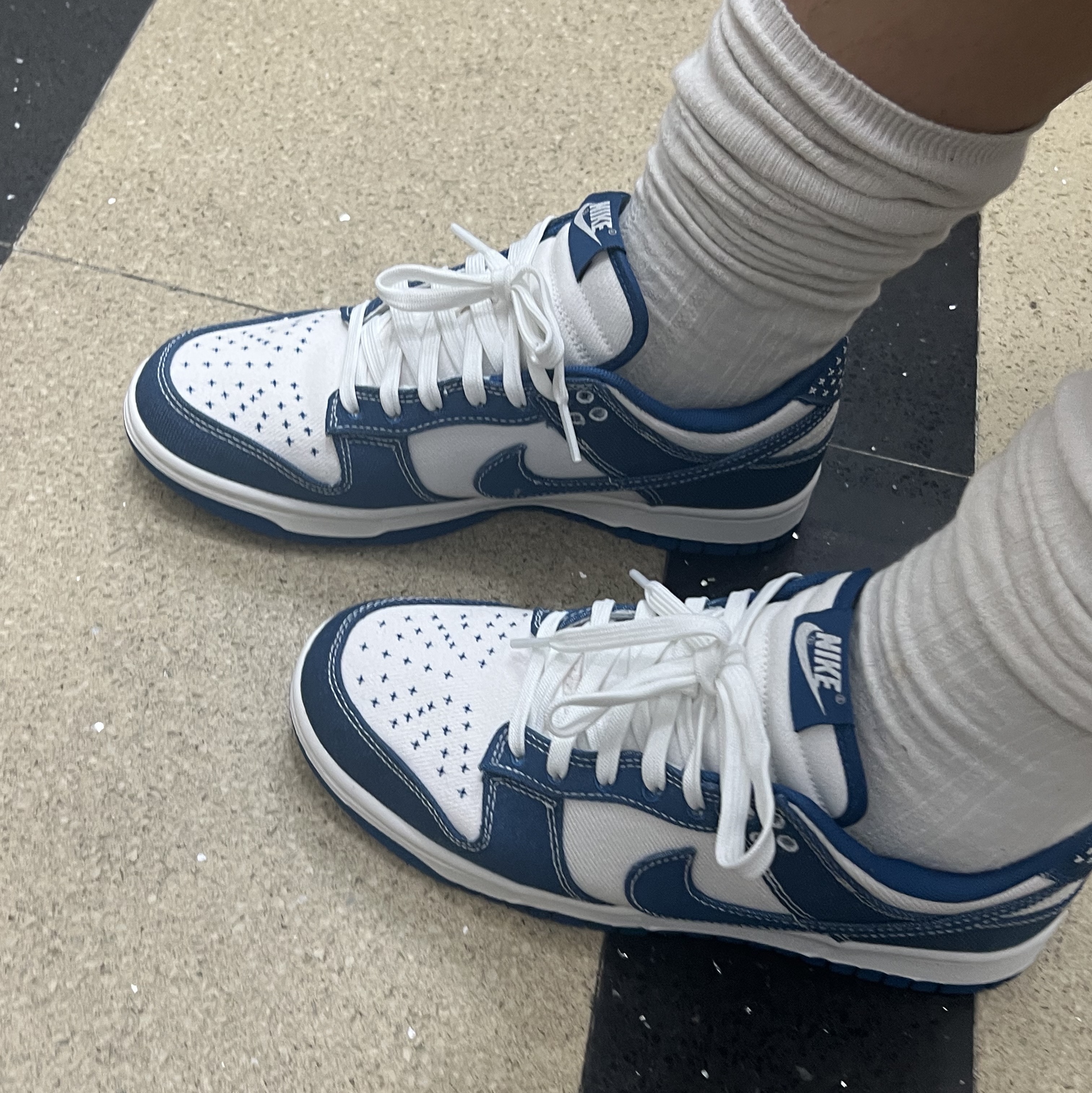 Nike Dunk Low Retro SE Industrial Blue 착용 스타일 - 1