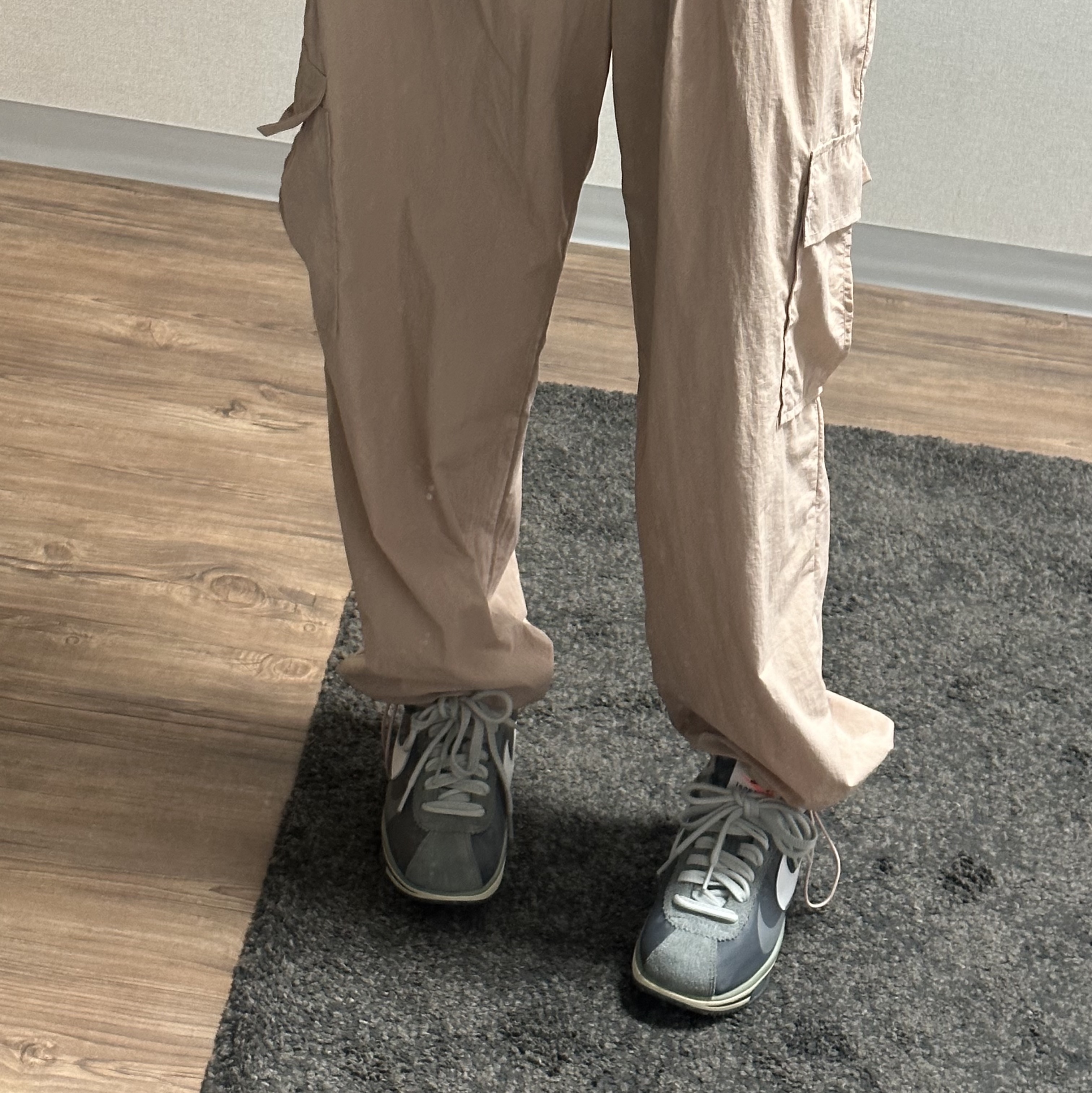 Nike x Sacai Zoom Cortez SP Iron Grey 착용 스타일 - 1