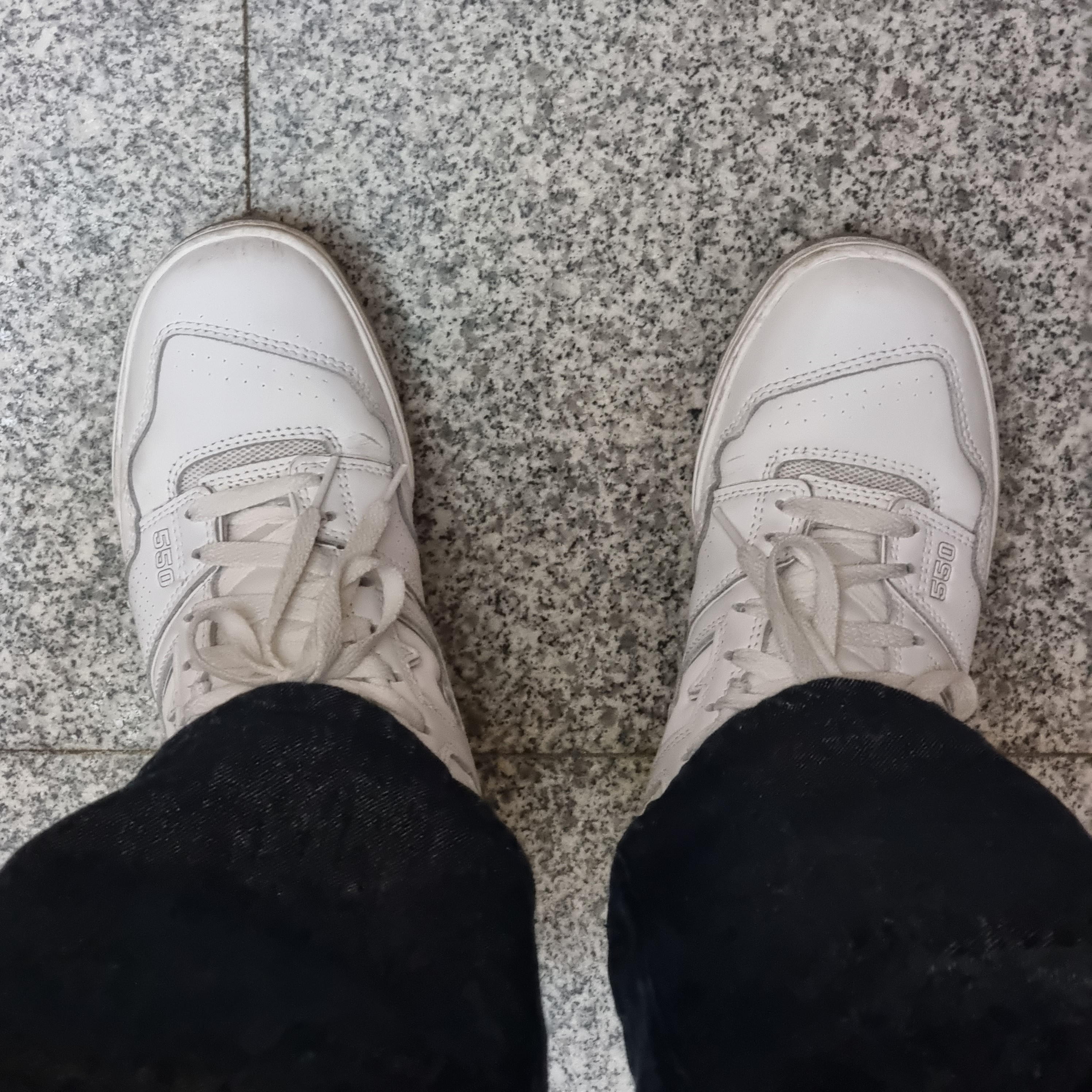New Balance 550 White - D Standard 착용 스타일