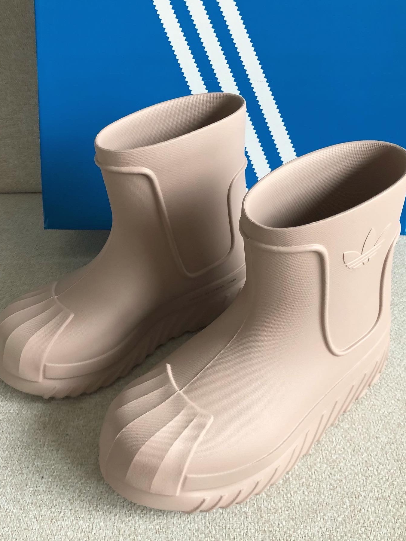(W) Adidas Adifom Superstar Boot Wonder Taupe 착용 스타일 - 1