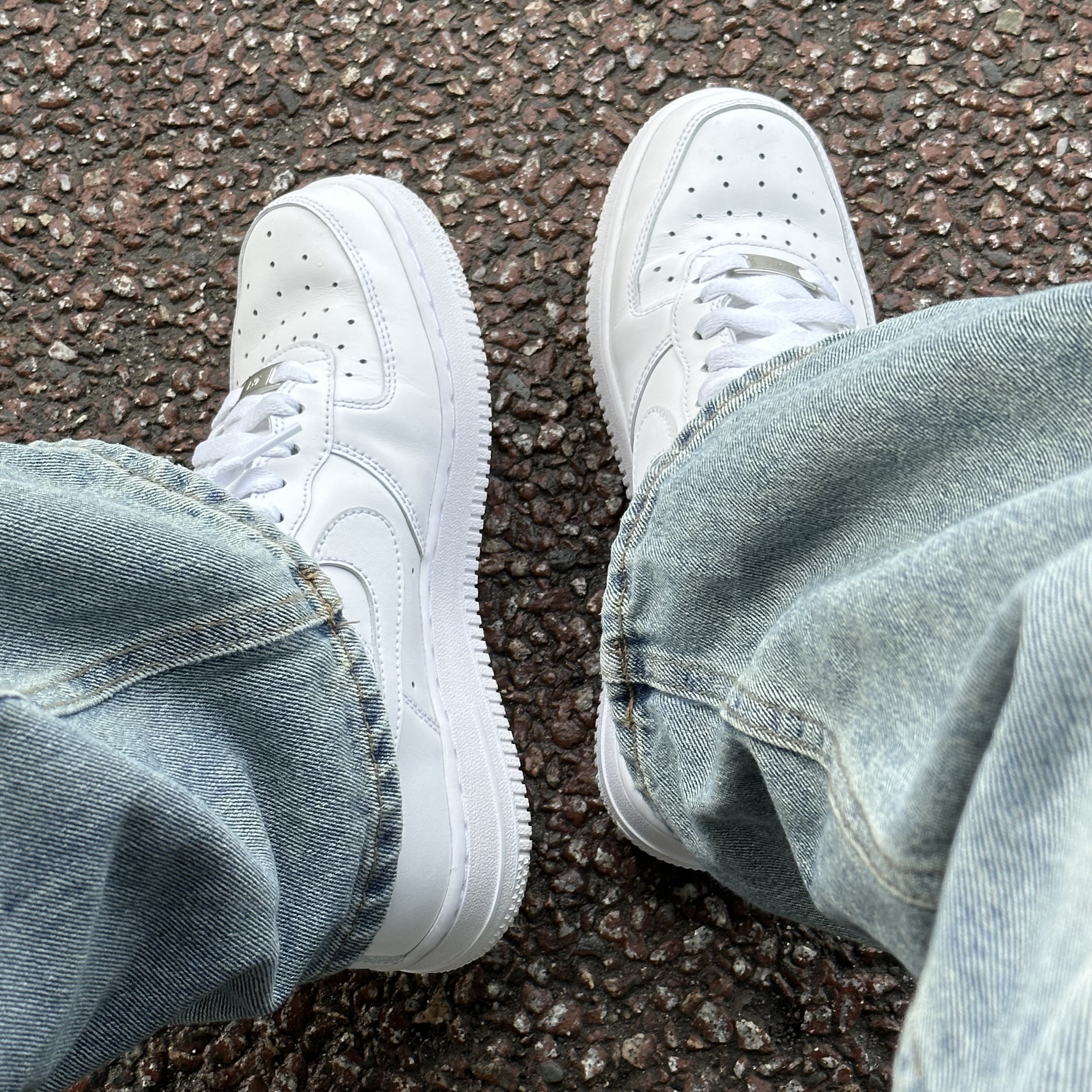 (W) Nike Air Force 1 '07 Low White 착용 스타일
