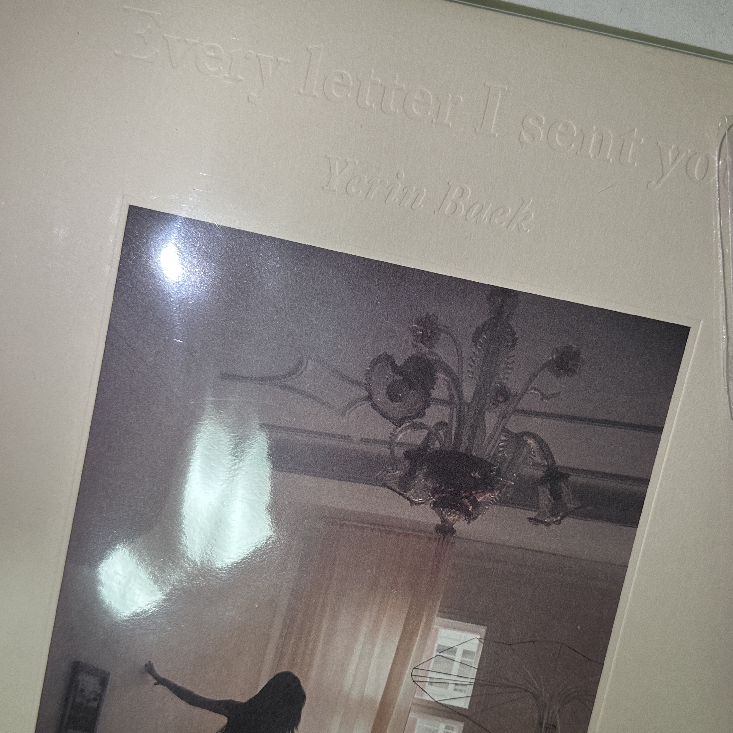 Yerin Baek Turn On That Blue Vinyl Live LP Blue (2LP), Yerin Baek 1st Album Every Letter I Sent You LP Black (2LP) 착용 스타일 - 2