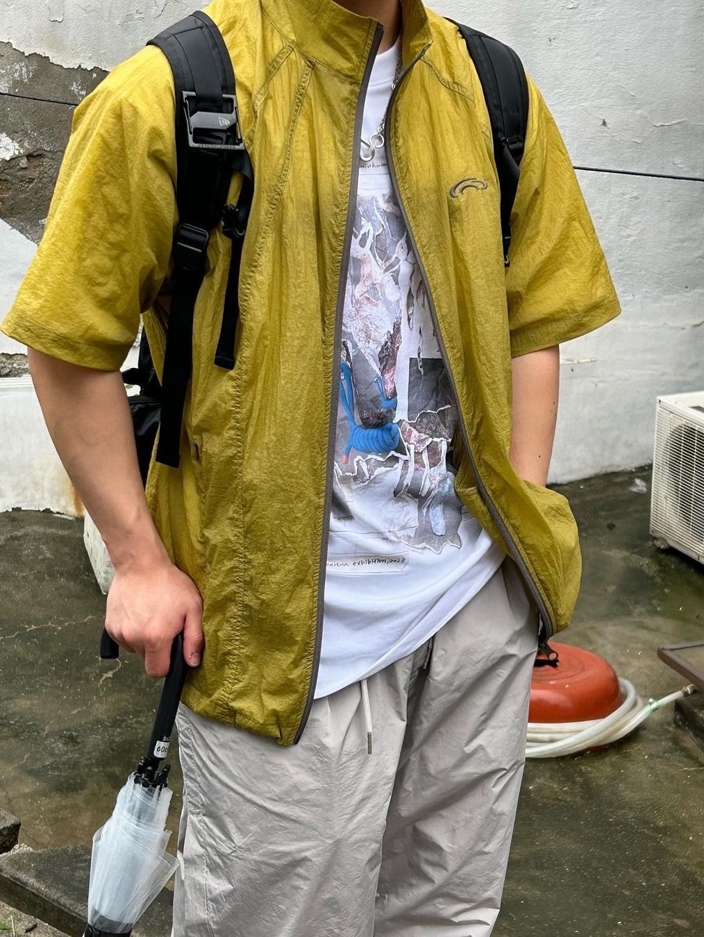 Art of Field Packable Short Sleeved Half Jacket Lime, Art of Field Packable Short Sleeved Half Jacket Ice 착용 스타일 - 2