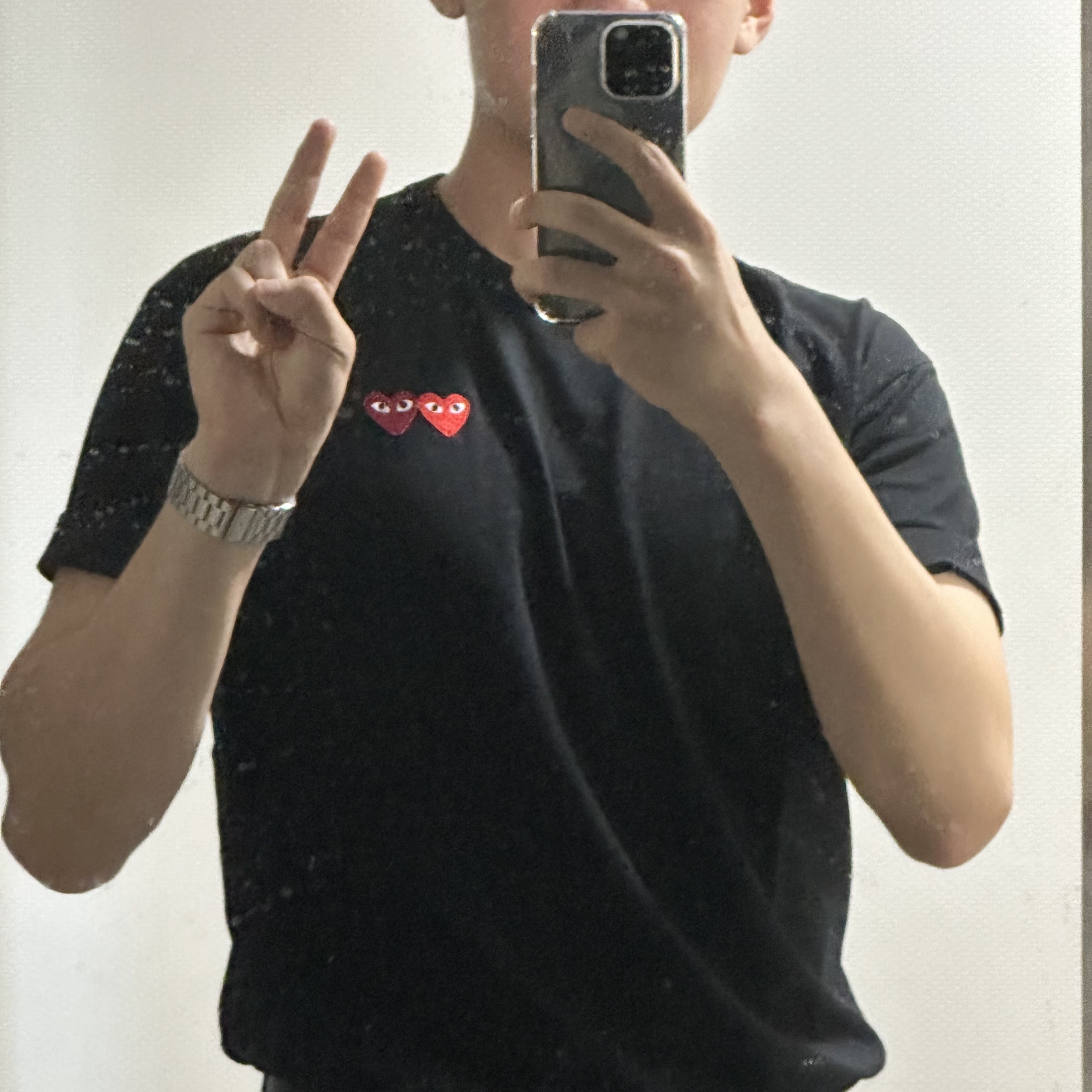 Play Comme des Garcons Double Heart T-Shirt Black 착용 스타일