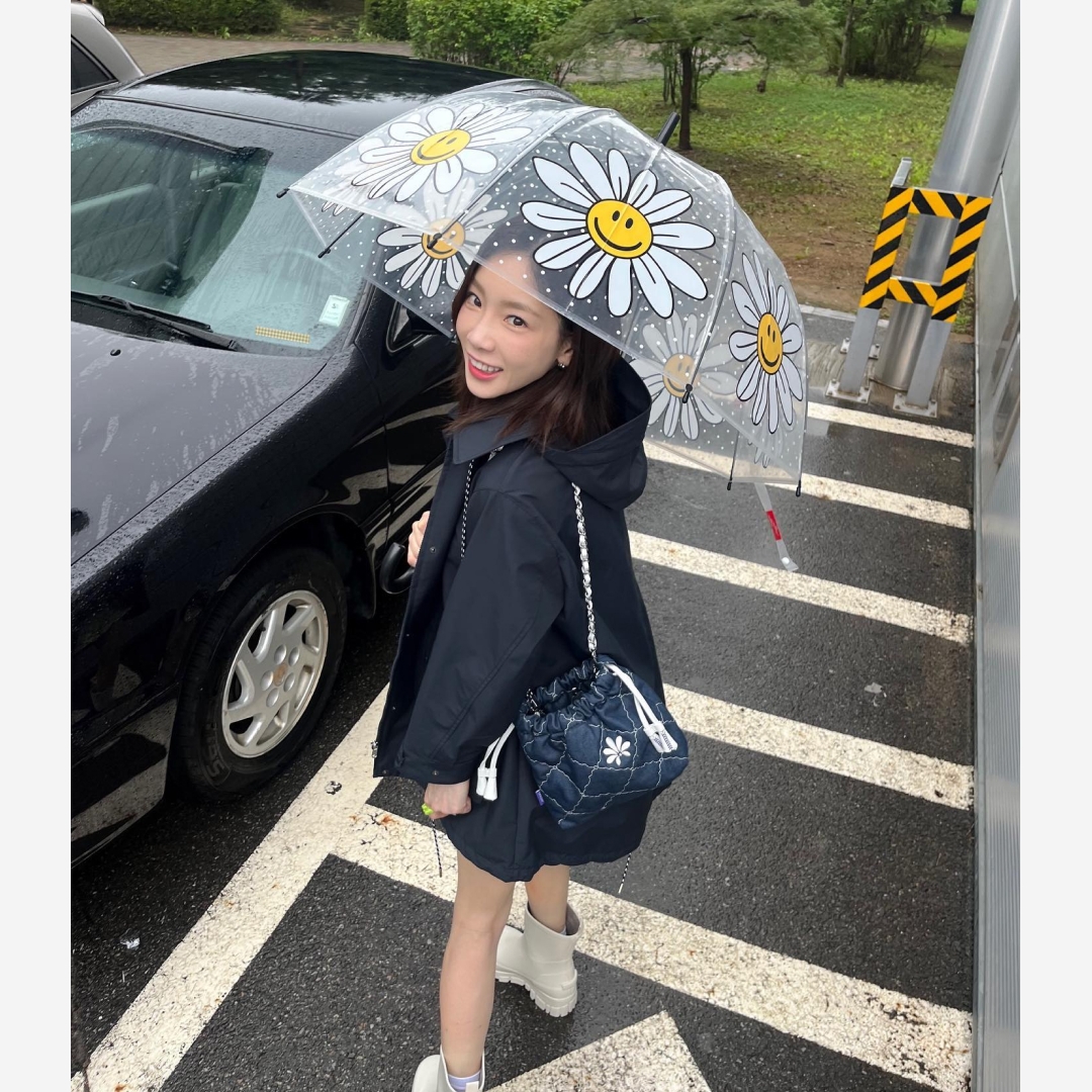 (W) Rockfishweatherwear Flatform Middle Rain Boots Cream 착용 스타일 - 4