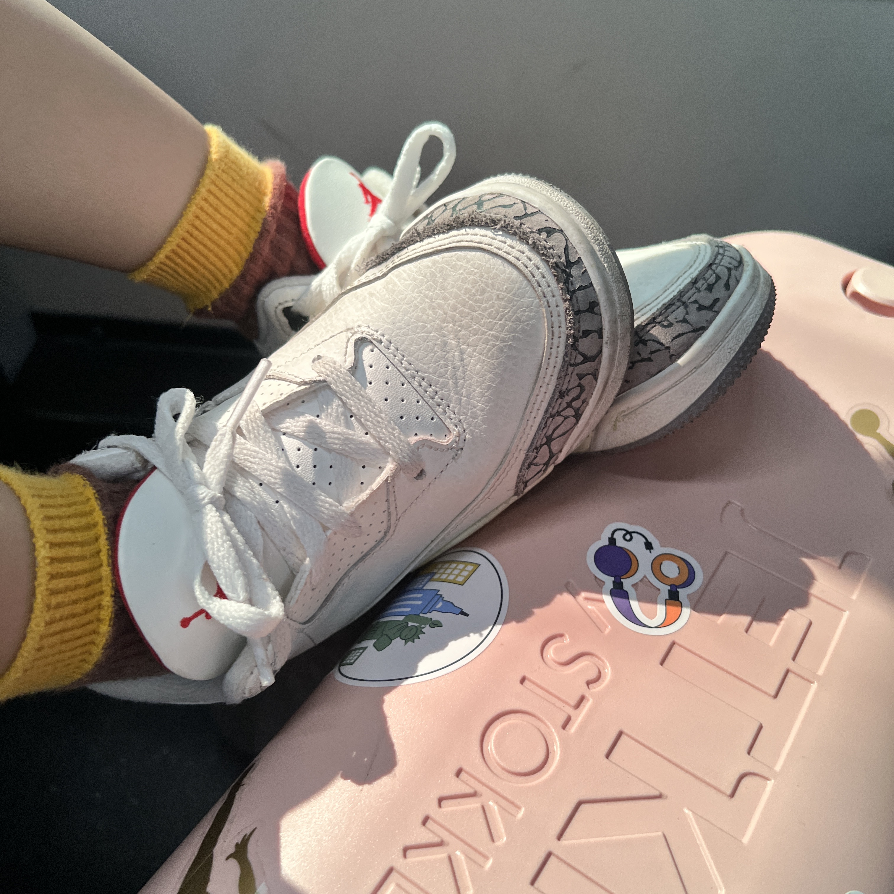 (TD) Jordan 3 Retro White Cement Reimagined 착용 스타일 - 3