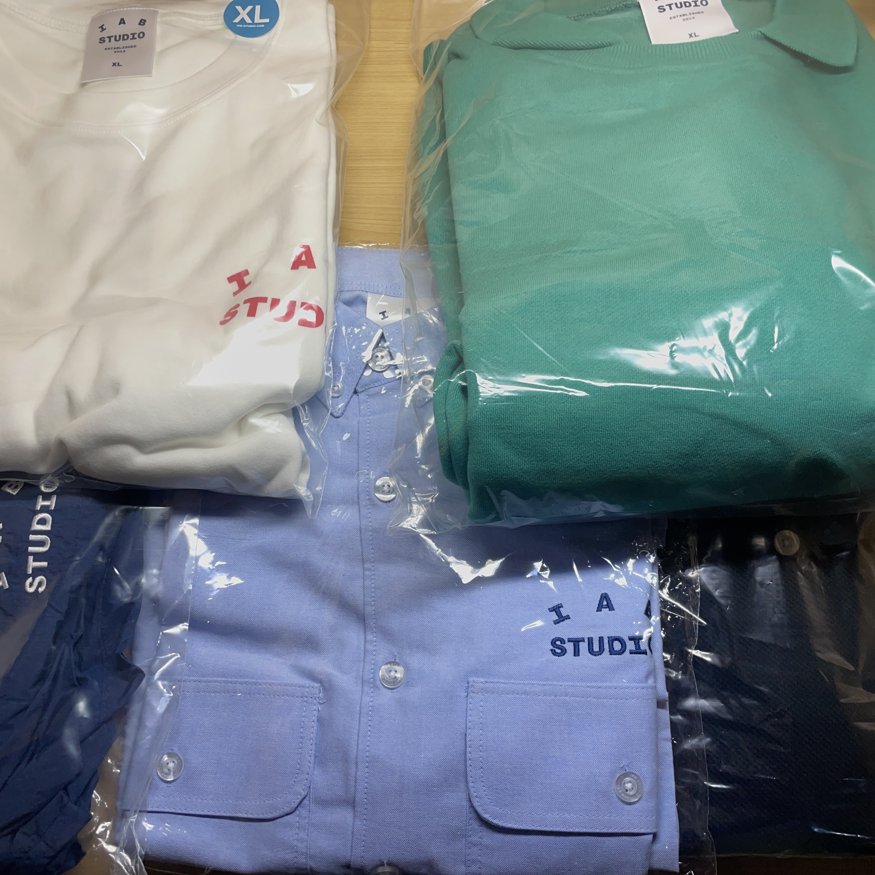 IAB Studio Work Shirt Sky Blue - The Hyundai Seoul Exclusive, IAB Studio Woven Shorts Navy - The Hyundai Seoul Exclusive 착용 스타일
