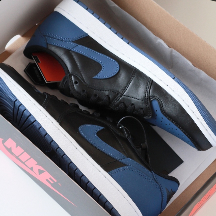 Jordan 1 Retro Low OG Mystic Navy, (W) Jordan 1 Retro Low OG Mystic Navy 착용 스타일 - 3