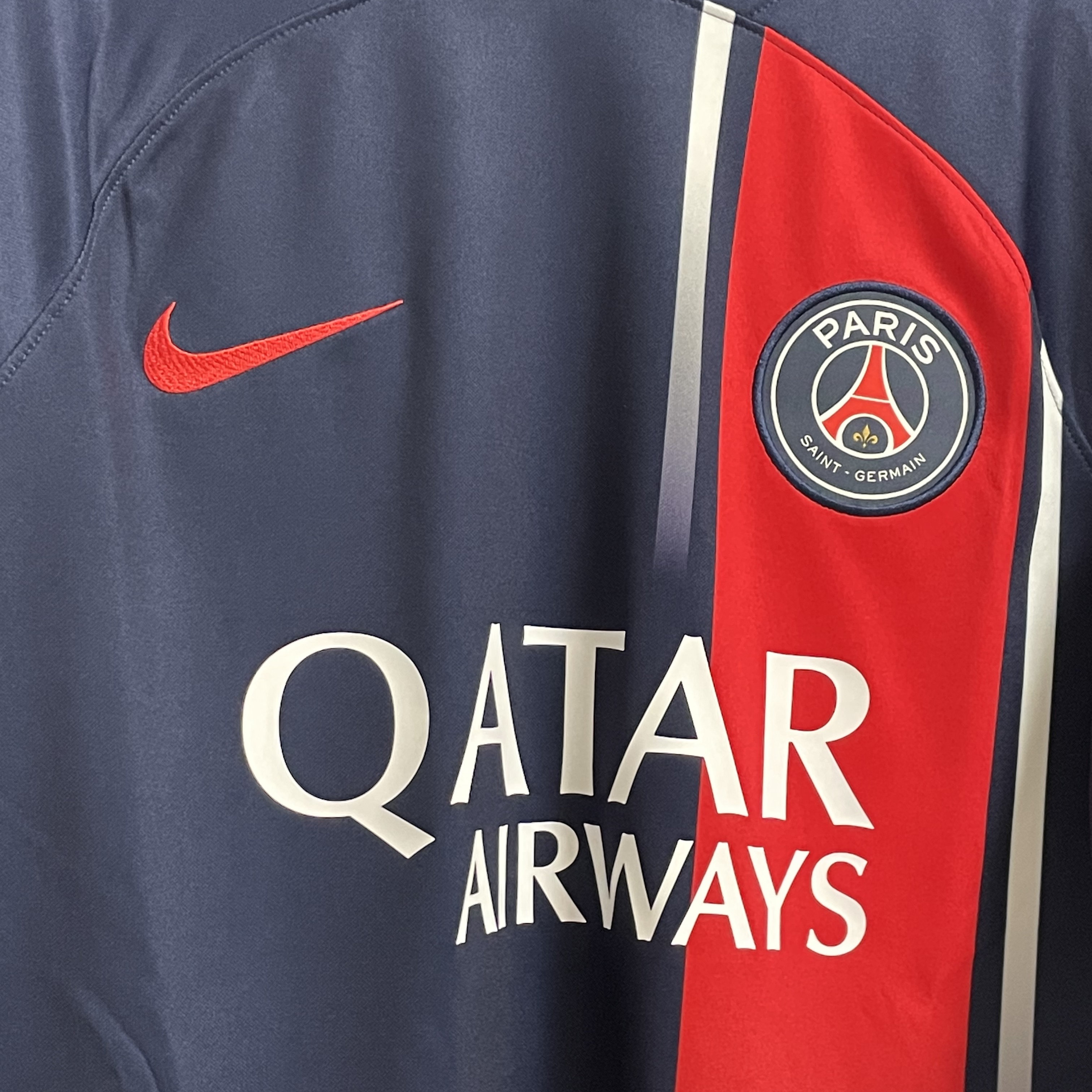 Nike Paris Saint-Germain 2023/24 Dri-Fit Stadium Home Jersey Midnight Navy (Non Marking Ver.) 착용 스타일