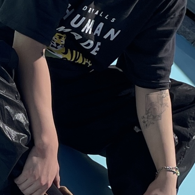 Human Made #2310 T-Shirt Black, Nike Air Force 1 '07 WB Flax 착용 스타일 - 4