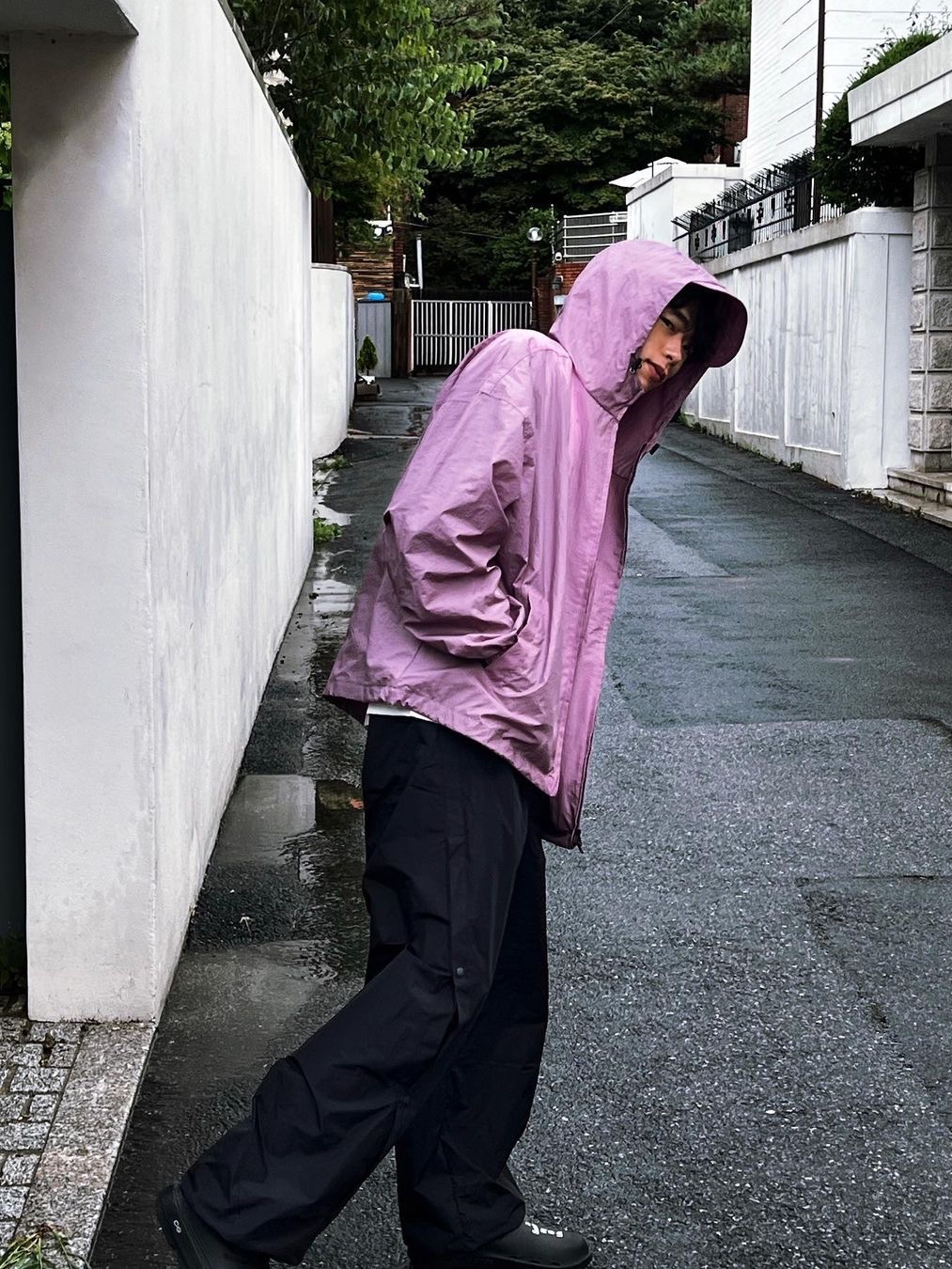 Art of Field Cool Slit Long Pants Black, Art of Field Cool Slit Long Pants Beige Gray 착용 스타일