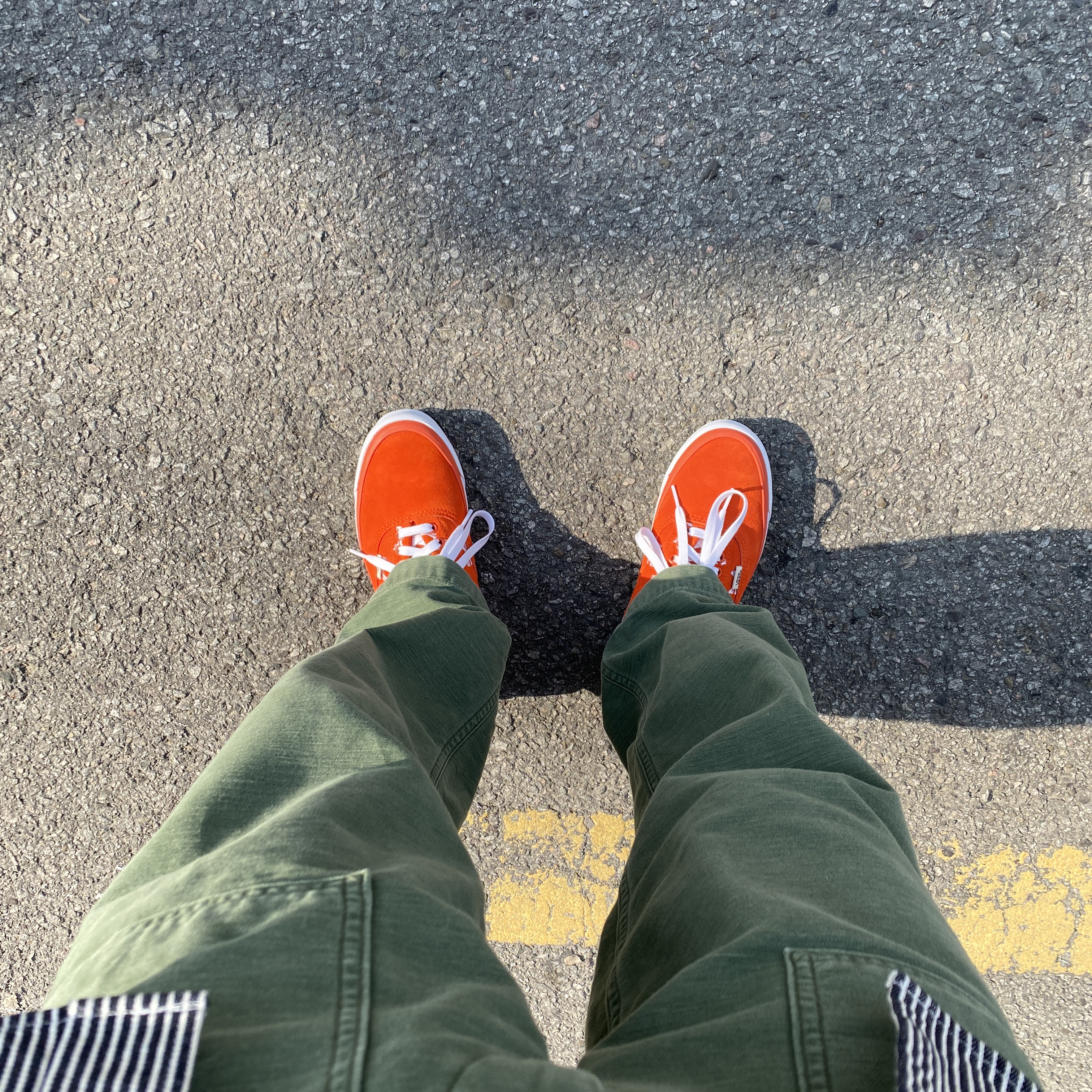 Vans Vault x WTAPS OG Era LX Orange 착용 스타일 - 3