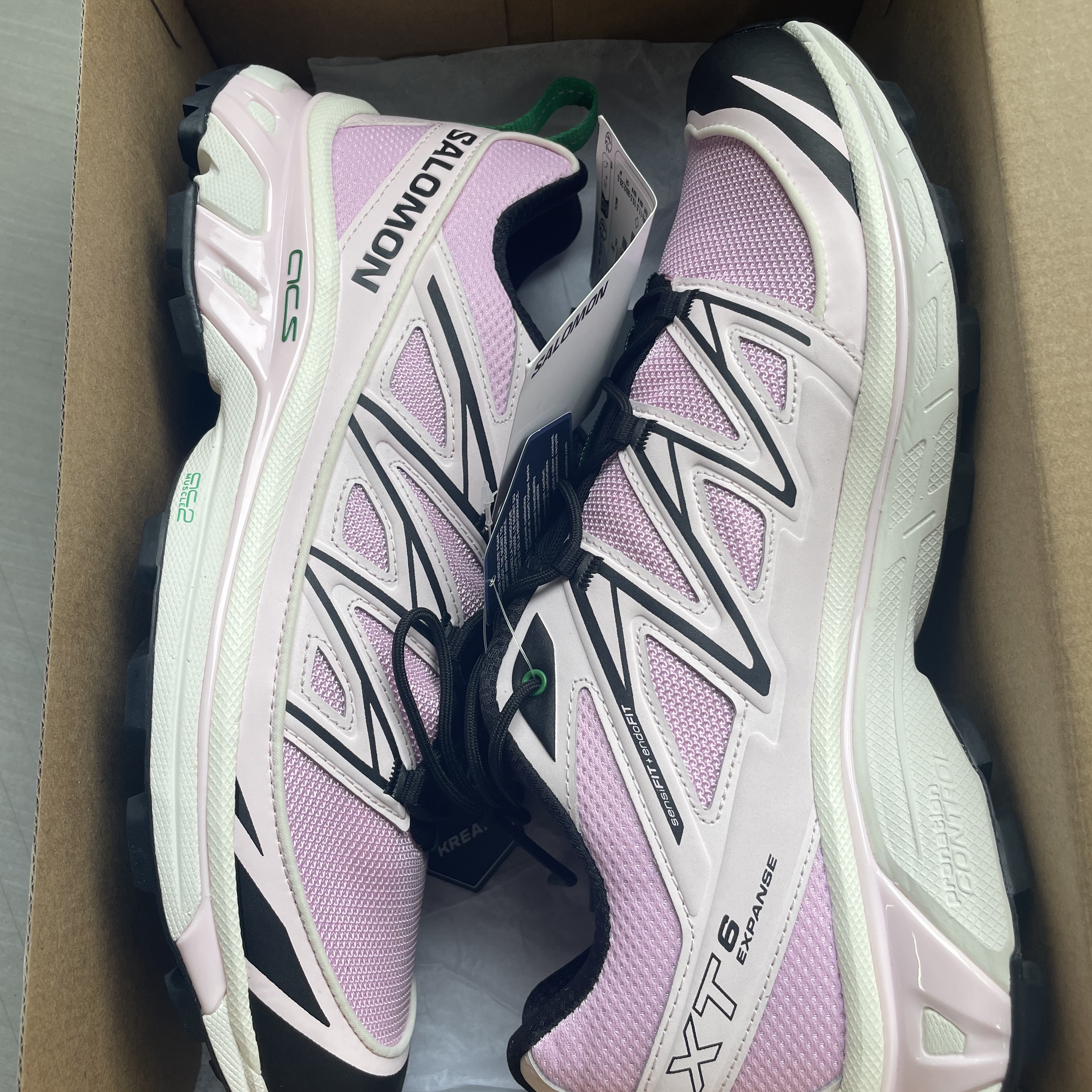 Salomon x Sandy Liang XT-6 Expanse Cradle Pink 착용 스타일