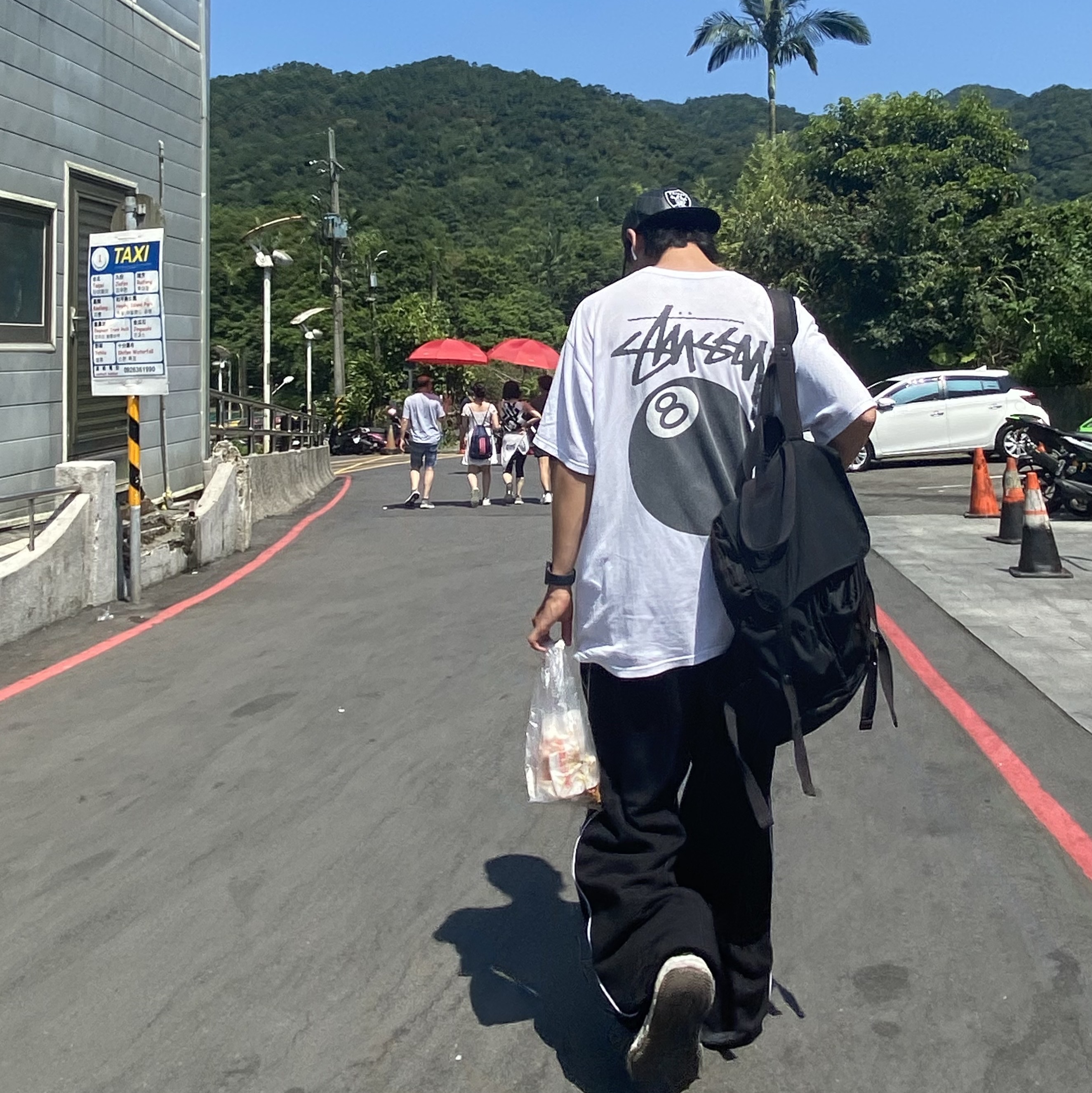 Stussy 8 Ball Pigment Dyed T-Shirt Natural - 22SS, Maison Mihara Yasuhiro Blakey OG Sole Canvas Low-top Sneakers Black 착용 스타일