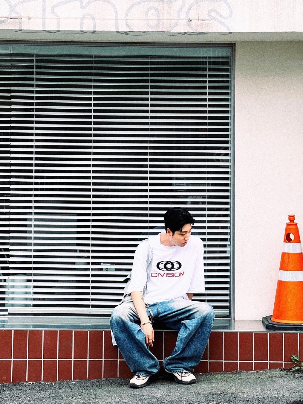 Civision by CSC Vision Logo T-Shirt White 착용 스타일 - 1