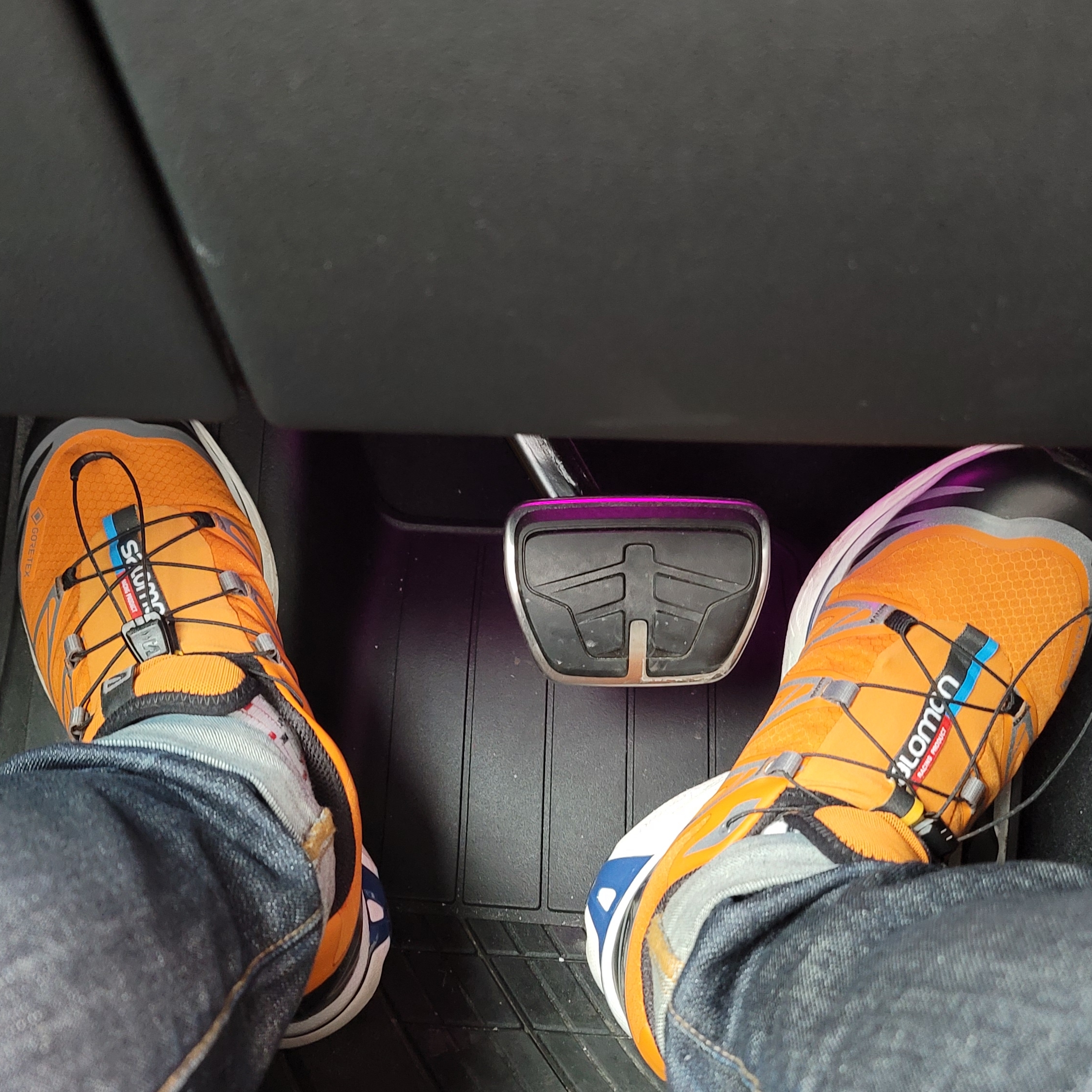 Salomon XT-6 Gore-Tex Utility Marmalade 착용 스타일 - 3
