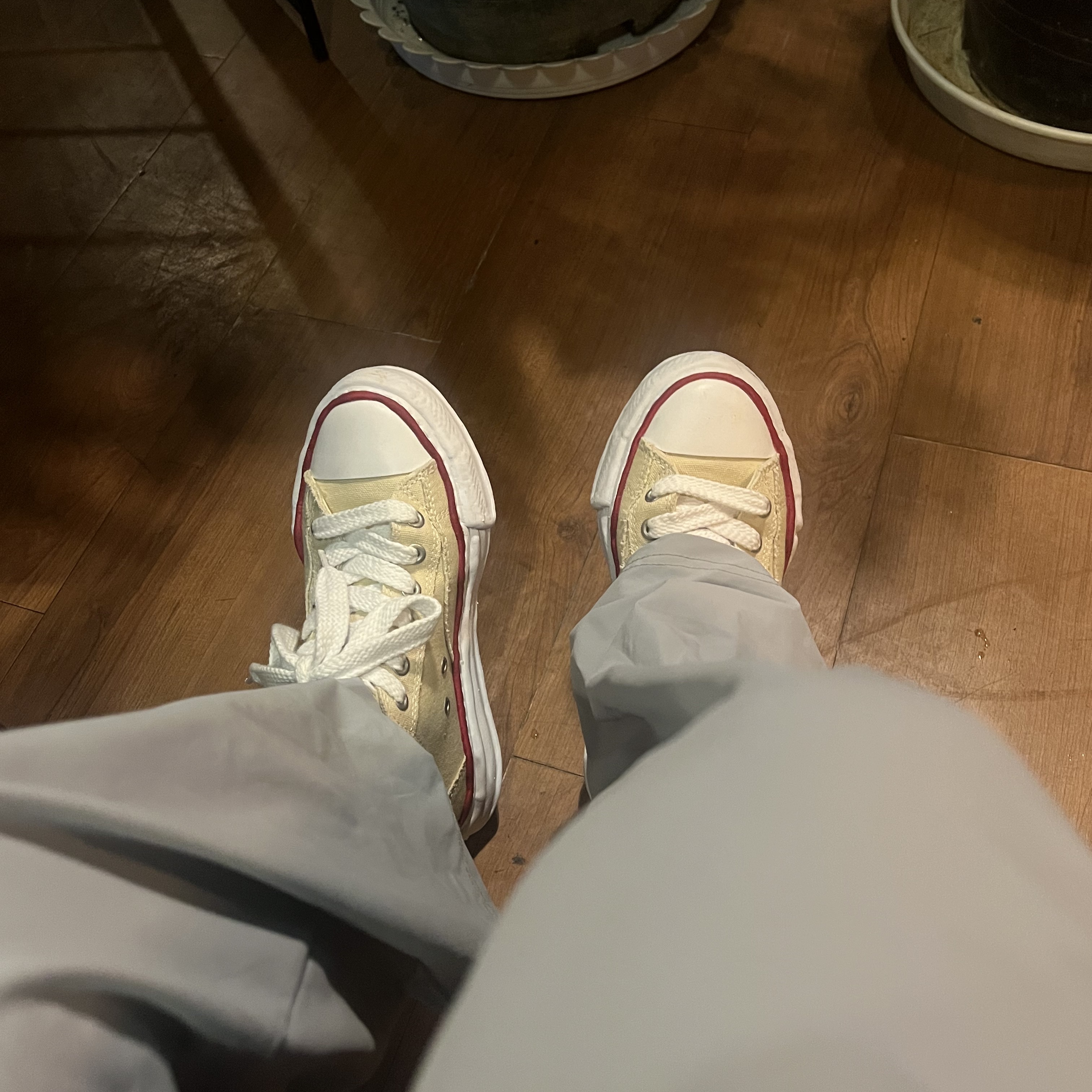 Maison Mihara Yasuhiro Peterson OG Sole Canvas Low-top Sneakers Natural 착용 스타일