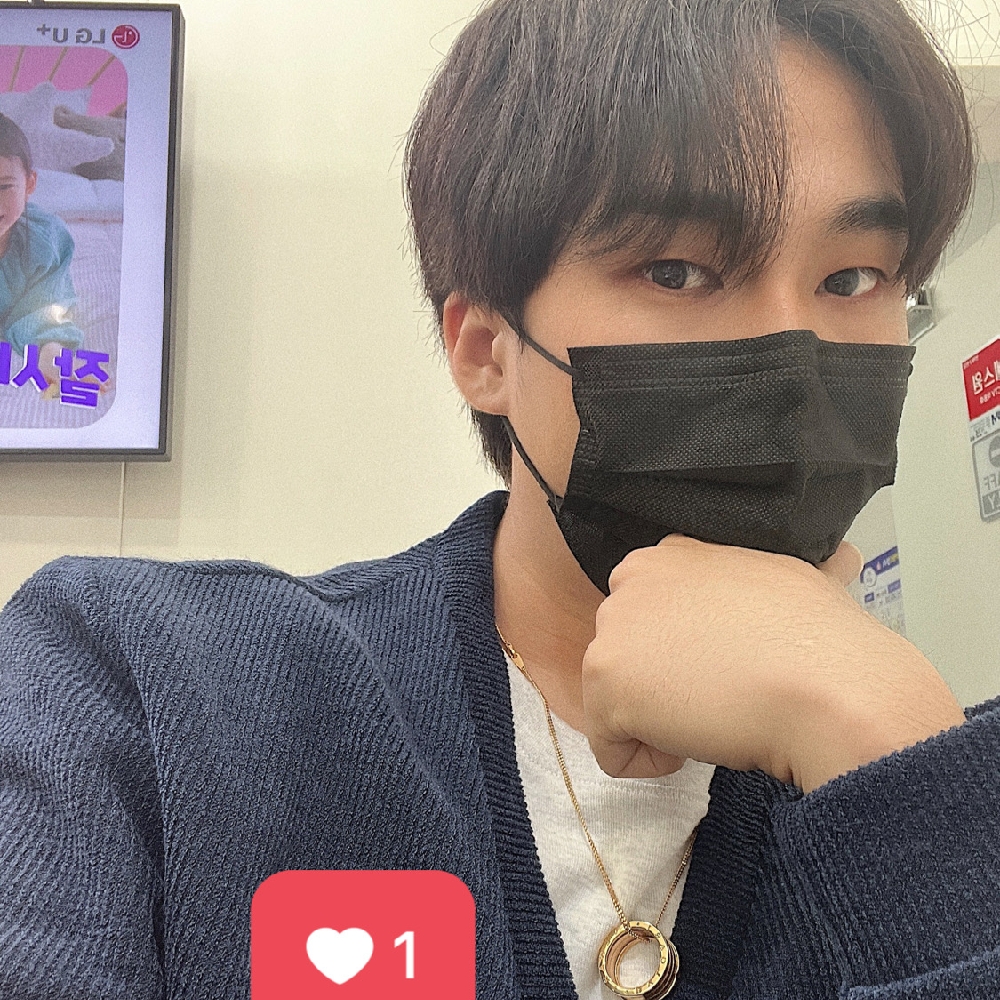 KREAM 프로필 이미지