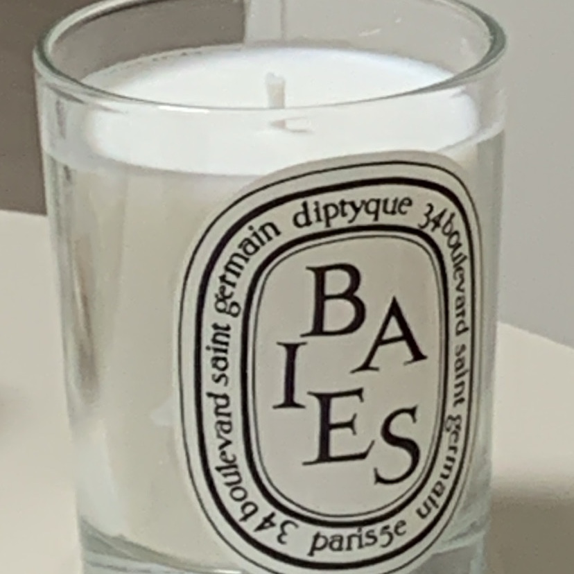 Diptyque Baies Candle 190g (Korean Ver.), Play Comme des Garcons Black Heart T-Shirt White 착용 스타일 - 1