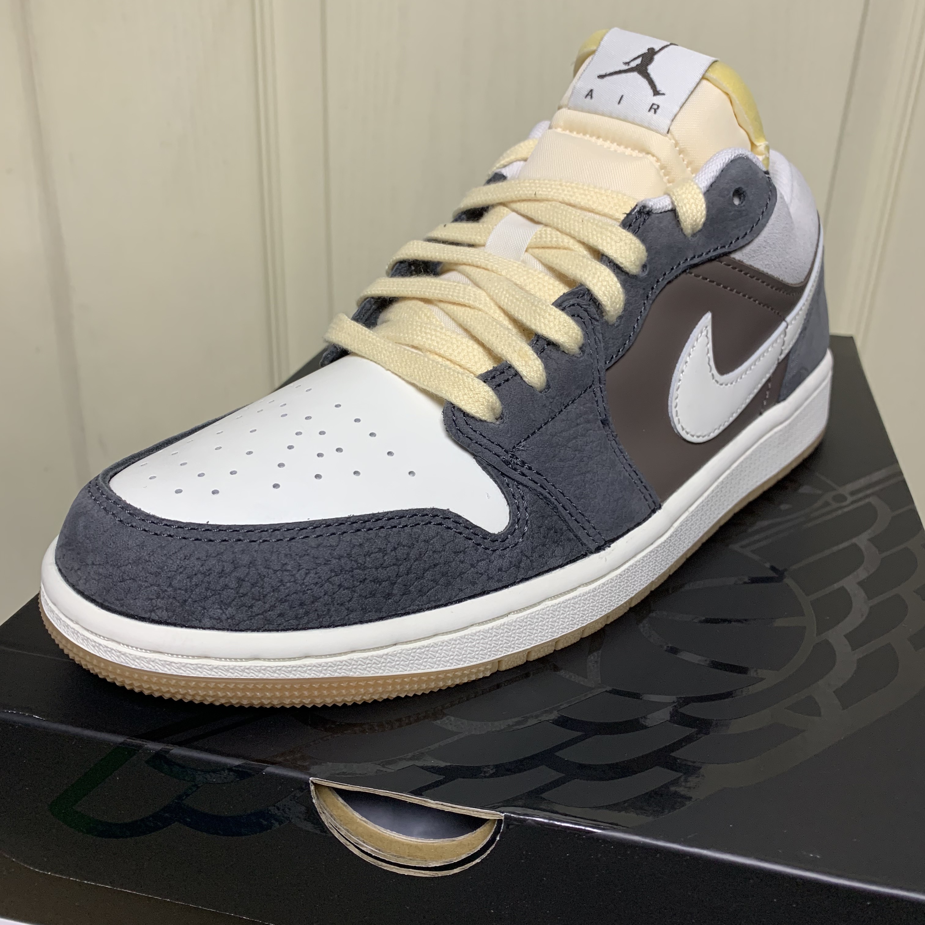 Jordan 1 Low Kkachi 착용 스타일 - 3