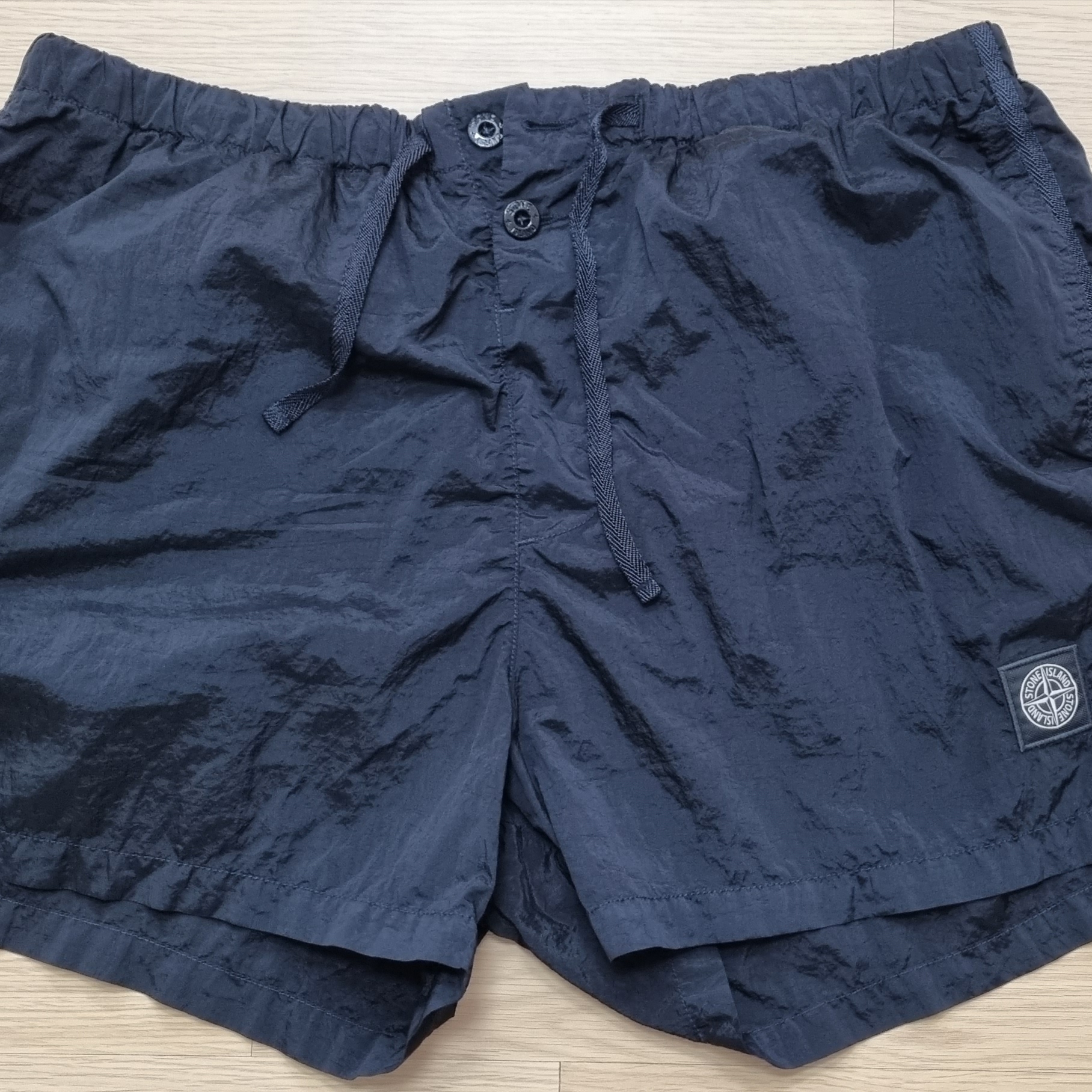 Stone Island B0643 Nylon Metal Swimming Trunk Black - 23SS 착용 스타일 - 1