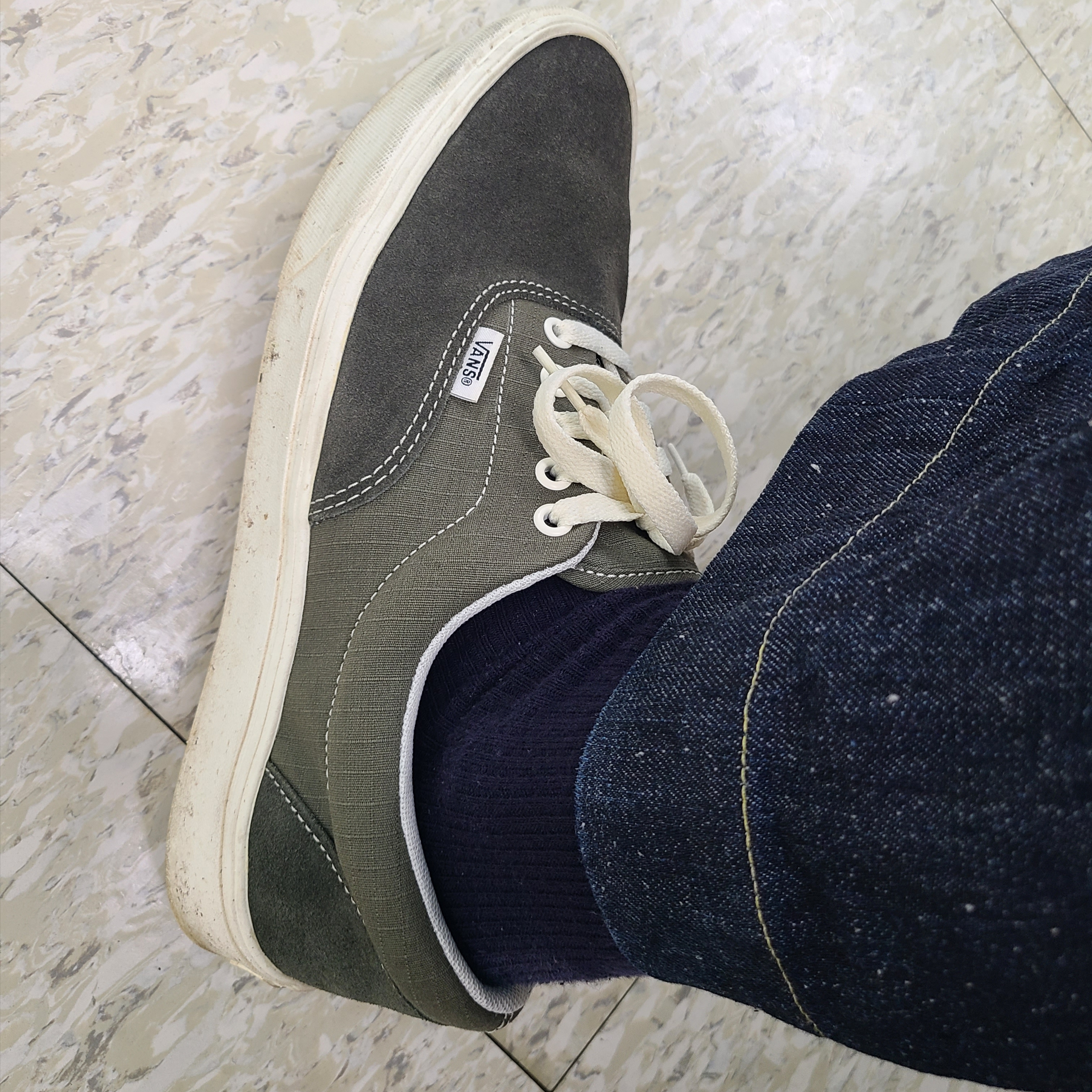 Studio Nicholson Pyad Denim Pants Indigo 착용 스타일 - 3