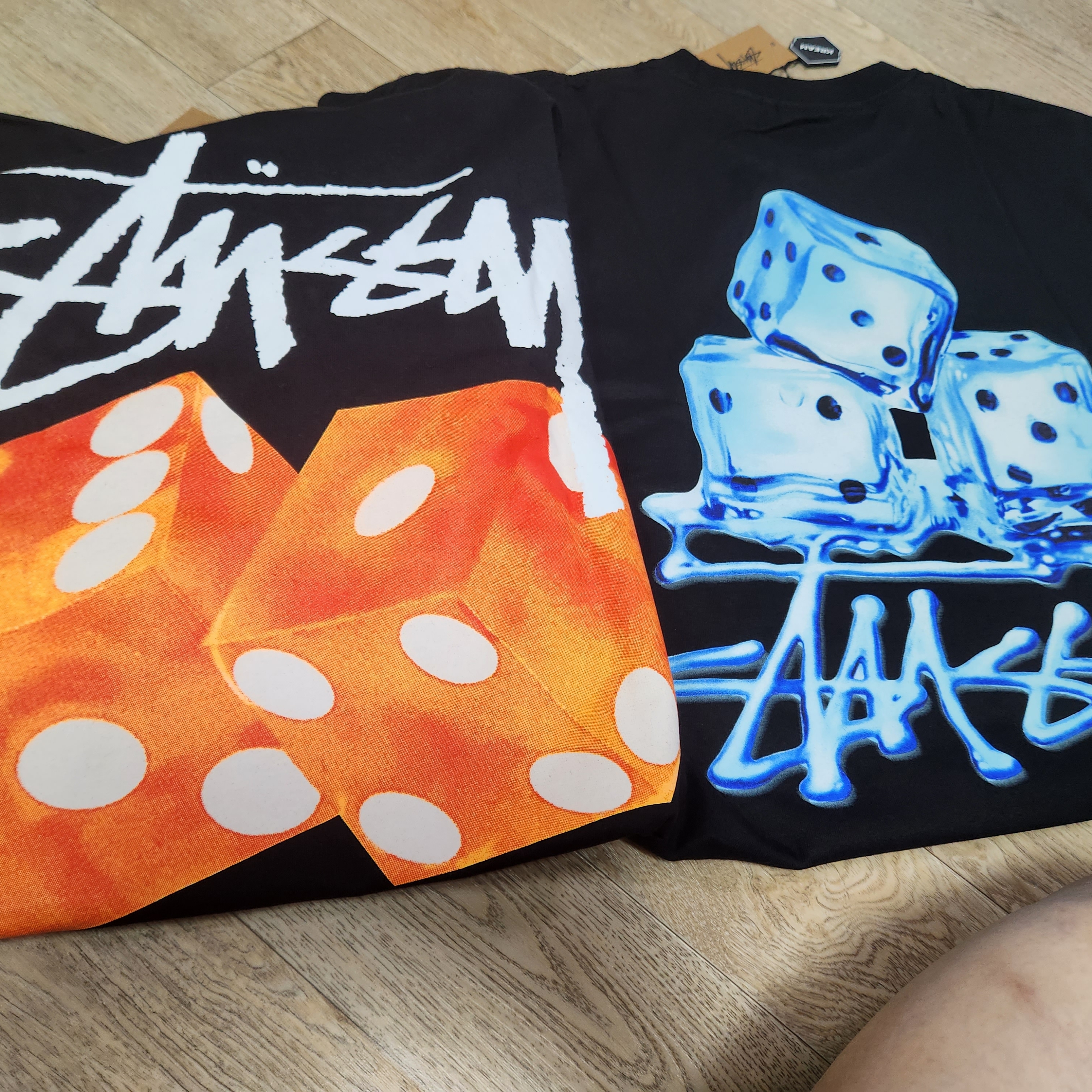 Stussy Melted T-Shirt Black, Stussy Diced Out T-Shirt Black 착용 스타일