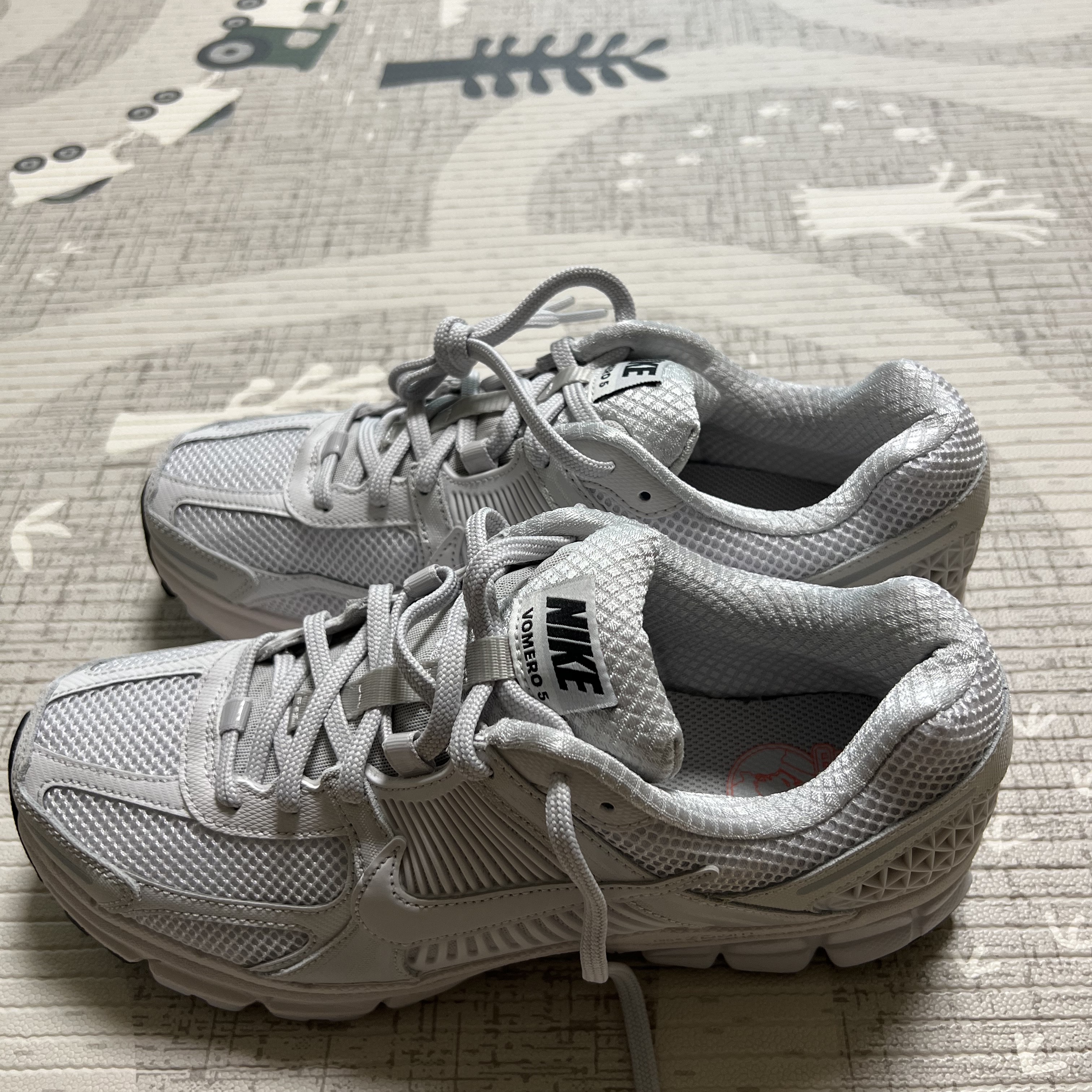 Nike Zoom Vomero 5 SP Vast Grey 2023 착용 스타일