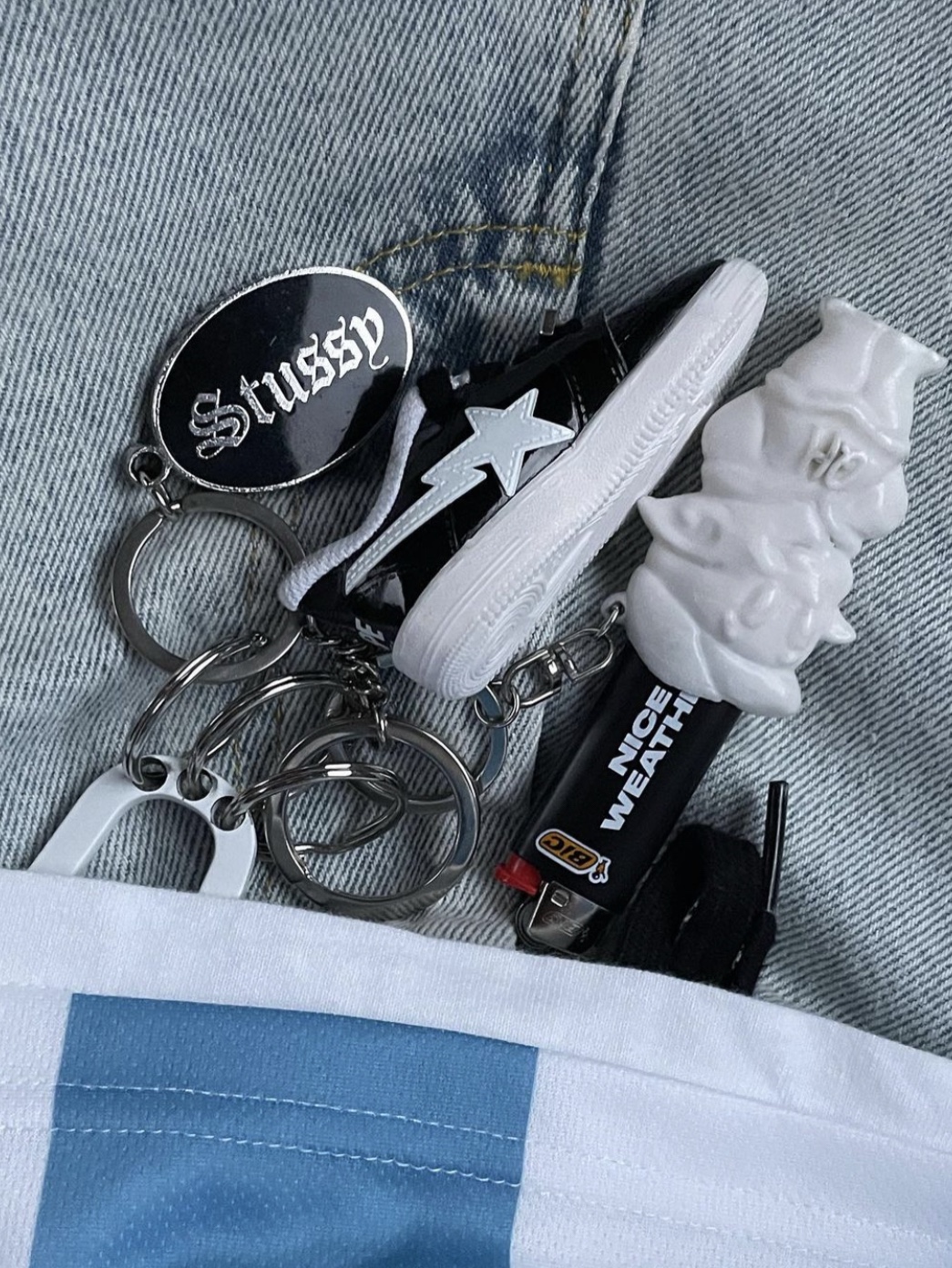 Stussy O.E. Badge Keychain, Adidas Argentina Home Jersey 2022 Winners 3-Star White Light Blue - KR Sizing (Non Marking Ver.) 착용 스타일 - 2