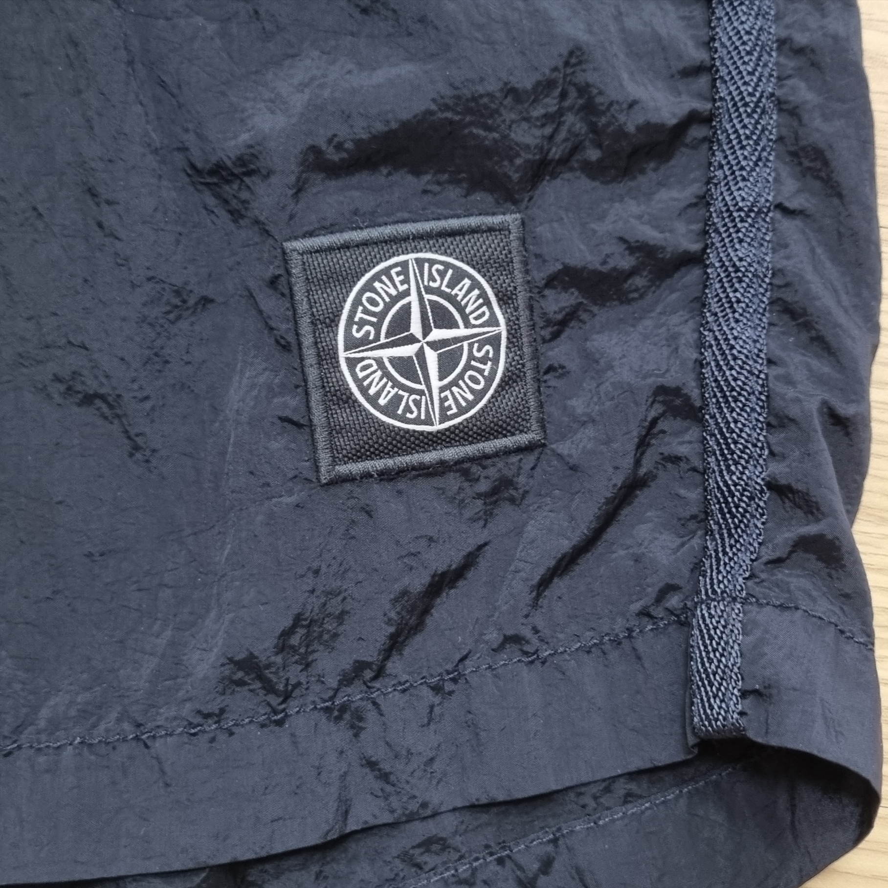 Stone Island B0643 Nylon Metal Swimming Trunk Black - 23SS 착용 스타일 - 2